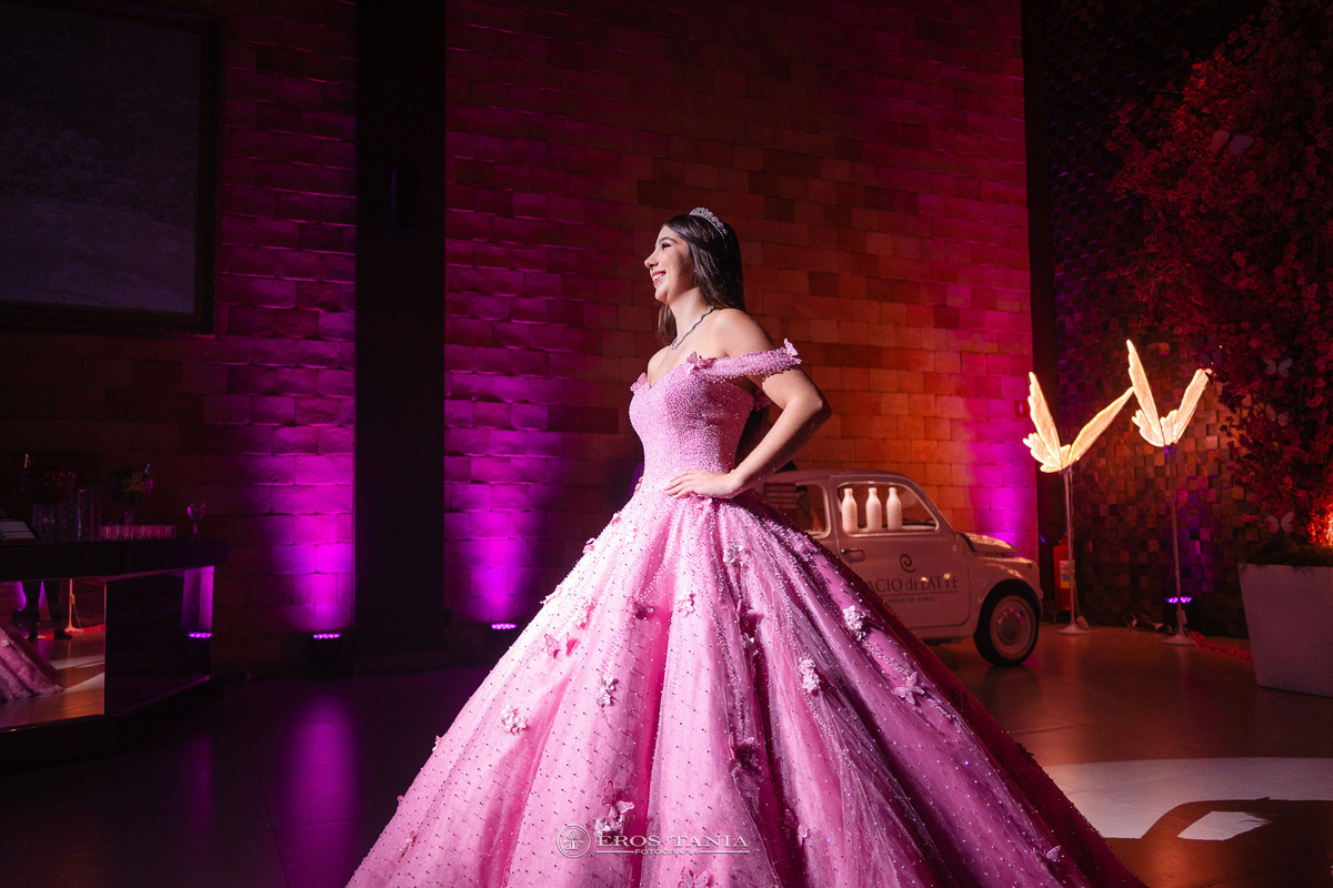 cerimonial debutante