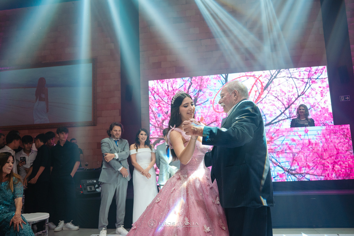 valsa debutante com avô