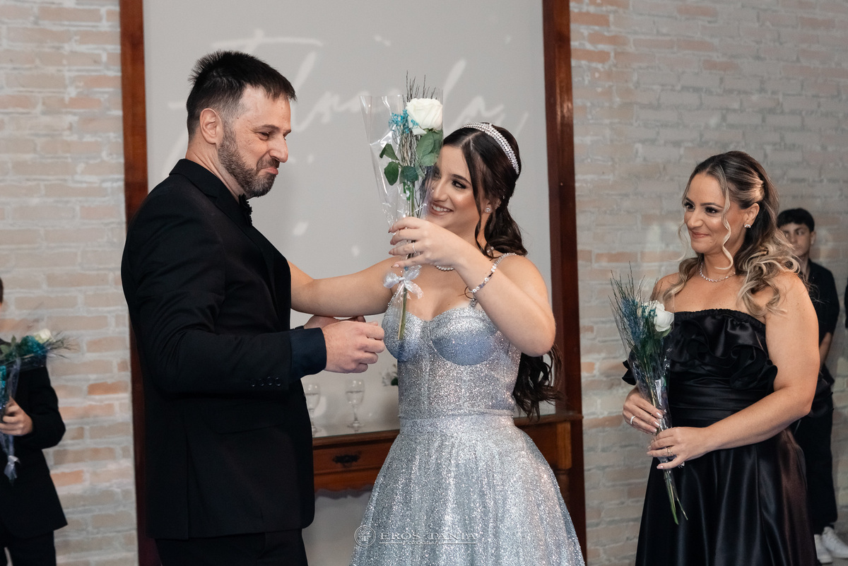 cerimonial debutante