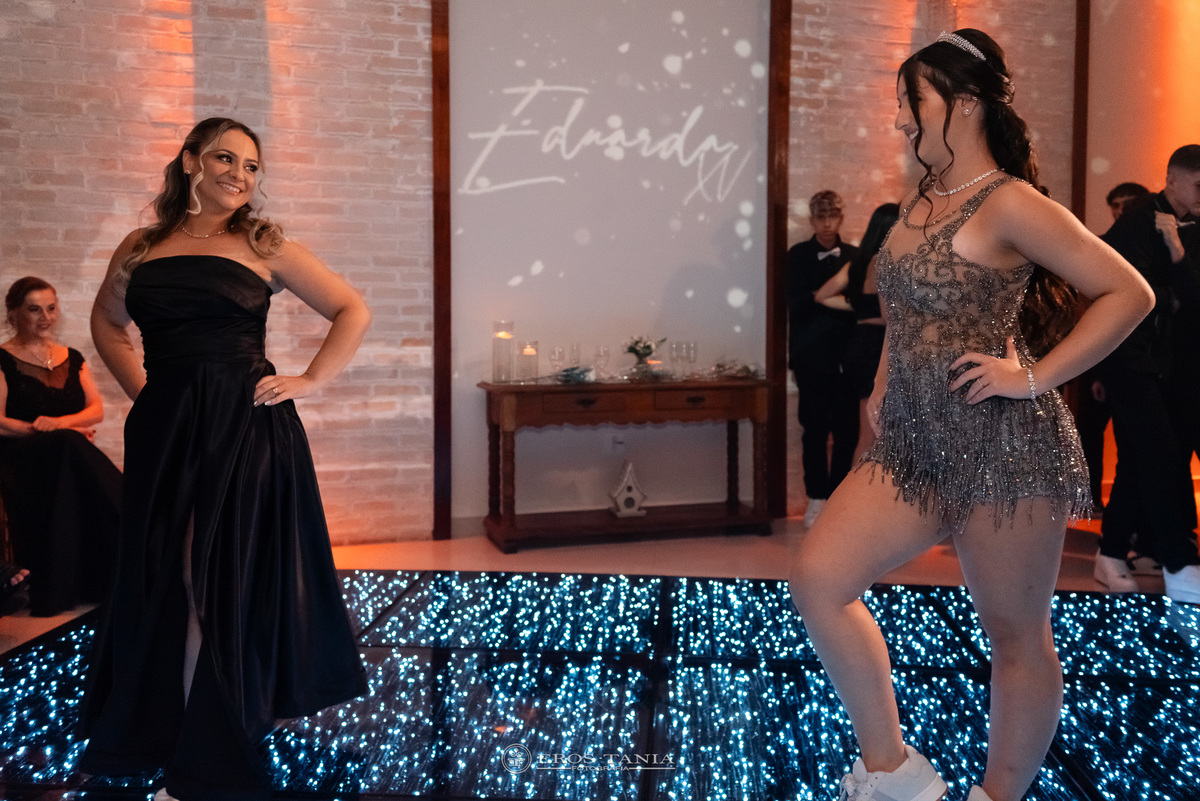 dança debutante e mãe