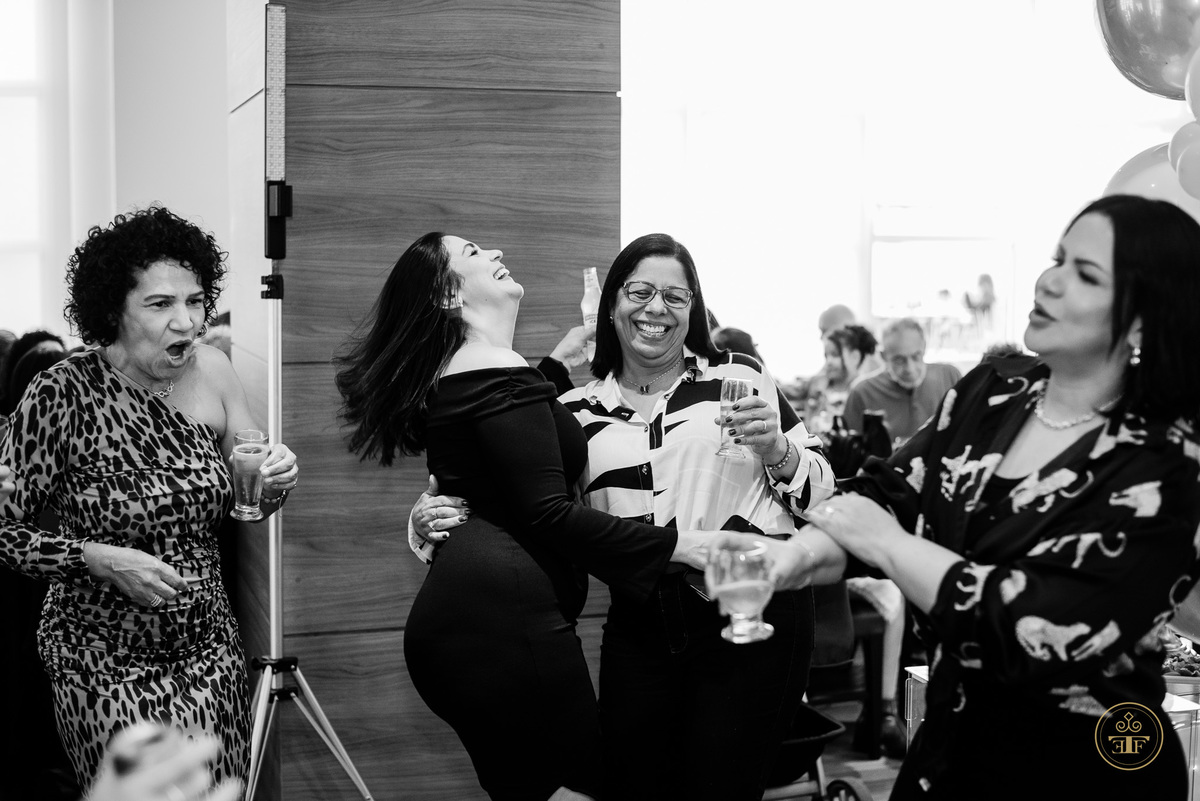 foto de aniversario com alegria