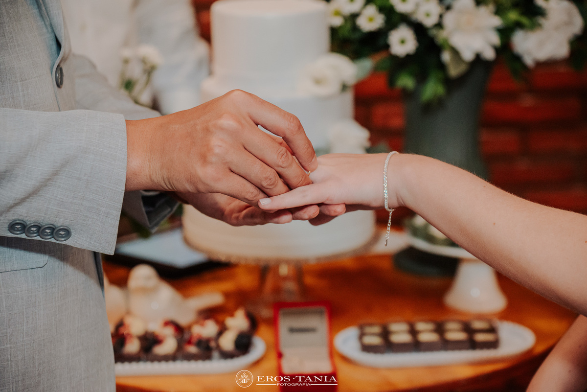 foto alianças de casamento