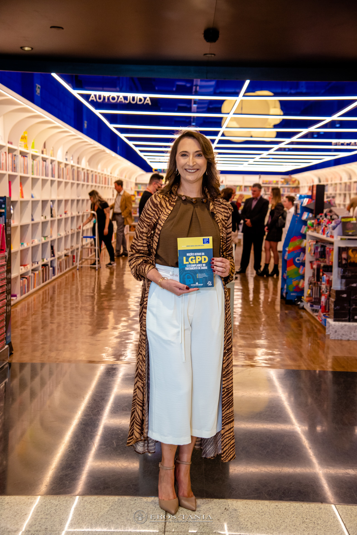 lançamento na livraria da vila