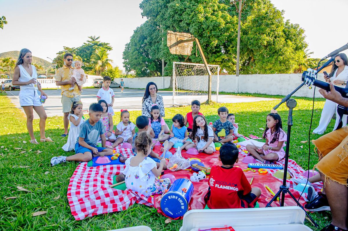 carol-salermo-fotografia-afetiva-fotografia-lifestyle-fotografia-rio-de-janeiro-garden-party-rei-arthur-7-anos-coga-vila-militar-campos-dos-afonsos-zona-oeste-acompanhamento-infantil-peguei-no-colo
