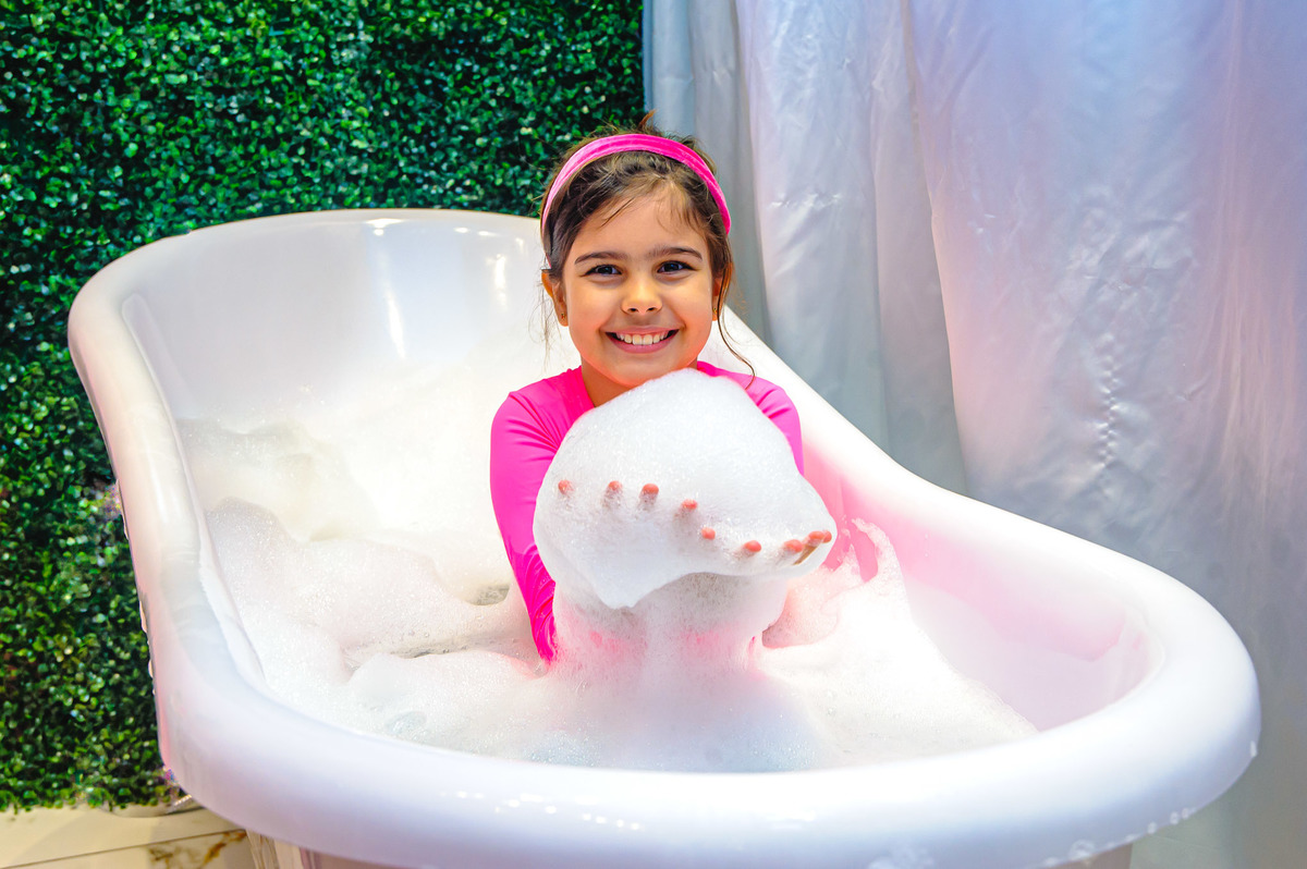 carol-salermo-fotografia-afetiva-fotografia-lifestyle-fotografia-rio-de-janeiro-acompanhamento-fotografa-da-familia-fotografa-de-familia-spa-infantil-festa-das-meninas-mocinhas-pre-adolescentes-espaco-bdreams-shopping-via-brasil-iraja-zona-nortecarol-sale