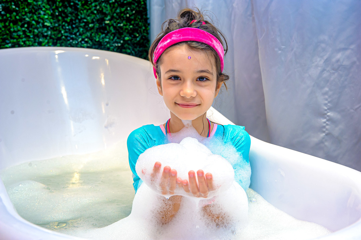 carol-salermo-fotografia-afetiva-fotografia-lifestyle-fotografia-rio-de-janeiro-acompanhamento-fotografa-da-familia-fotografa-de-familia-spa-infantil-festa-das-meninas-mocinhas-pre-adolescentes-espaco-bdreams-shopping-via-brasil-iraja-zona-norte