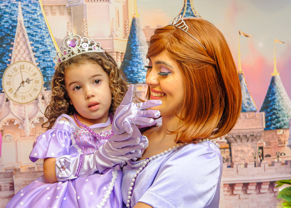 carol-salermo-fotografia-afetiva-fotografia-lifestyle-fotografia-rio-de-janeiro-princesa-sofia-sophia-4-anos-salao-alegria-de-viver-taquara-zona-oeste-fotografa-da-familia