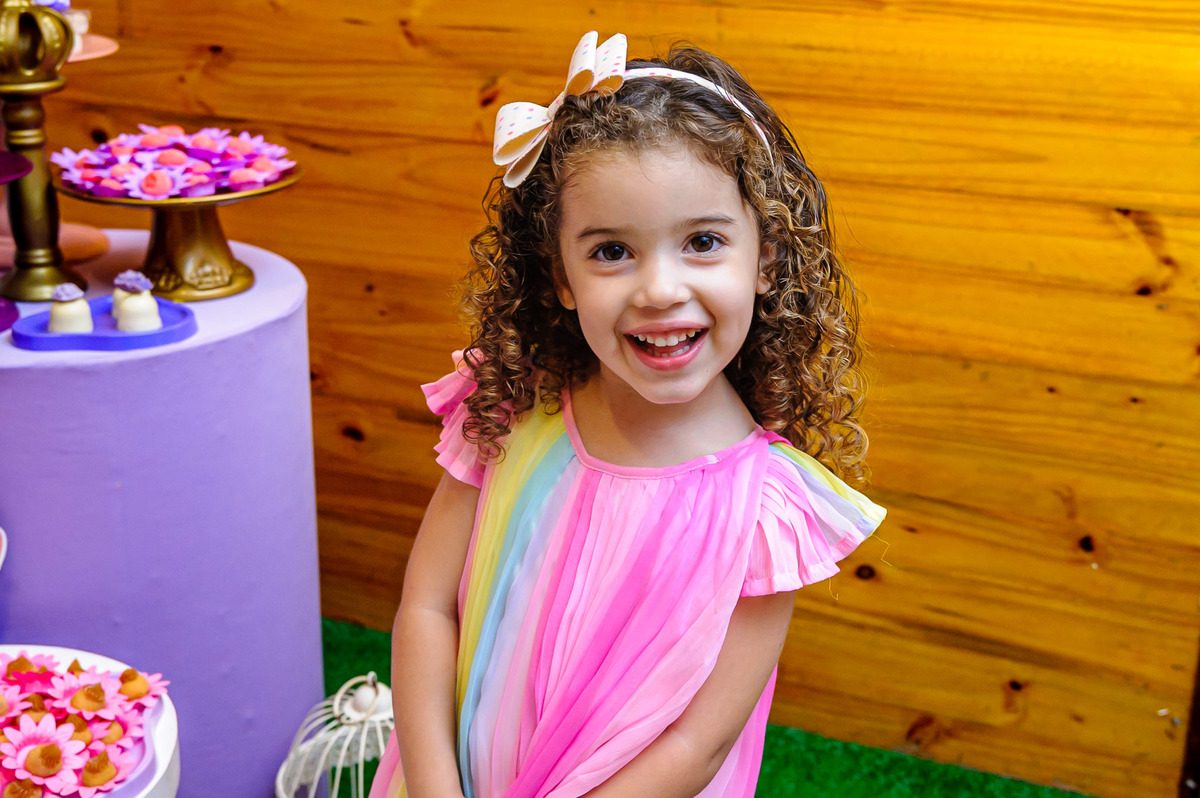 carol-salermo-fotografia-afetiva-fotografia-lifestyle-fotografia-rio-de-janeiro-princesa-sofia-sophia-4-anos-salao-alegria-de-viver-taquara-zona-oeste-fotografa-da-familia