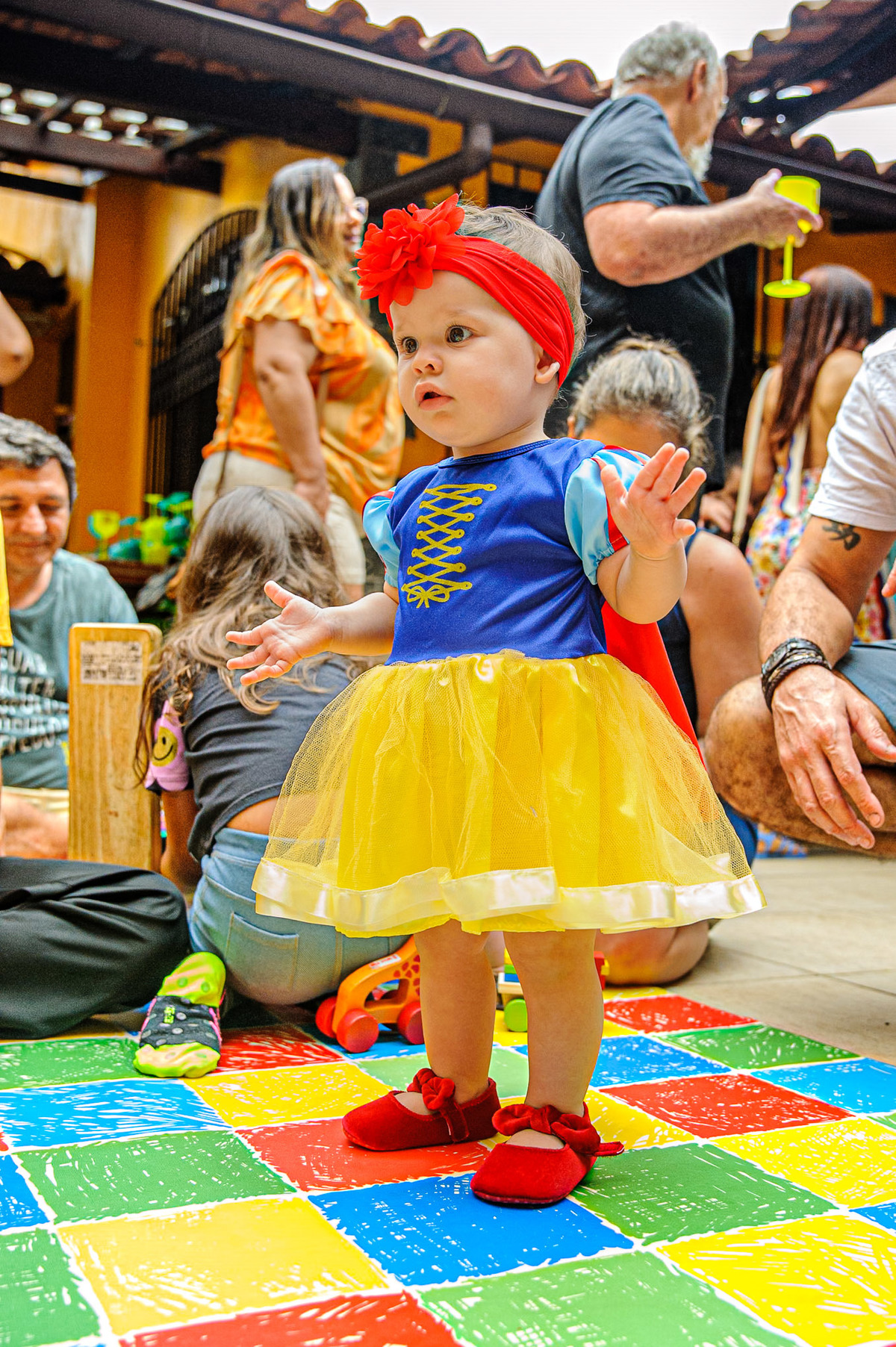 carol-salermo-fotografia-afetiva-fotografia-lifestyle-fotografia-rio-de-janeiro-branca-de-neve-diana-casa-em-casa-garden-party-festa-caseira-inseminação-primeira-festa-ilha-do-governador-jardim-guanabara-zona-norte