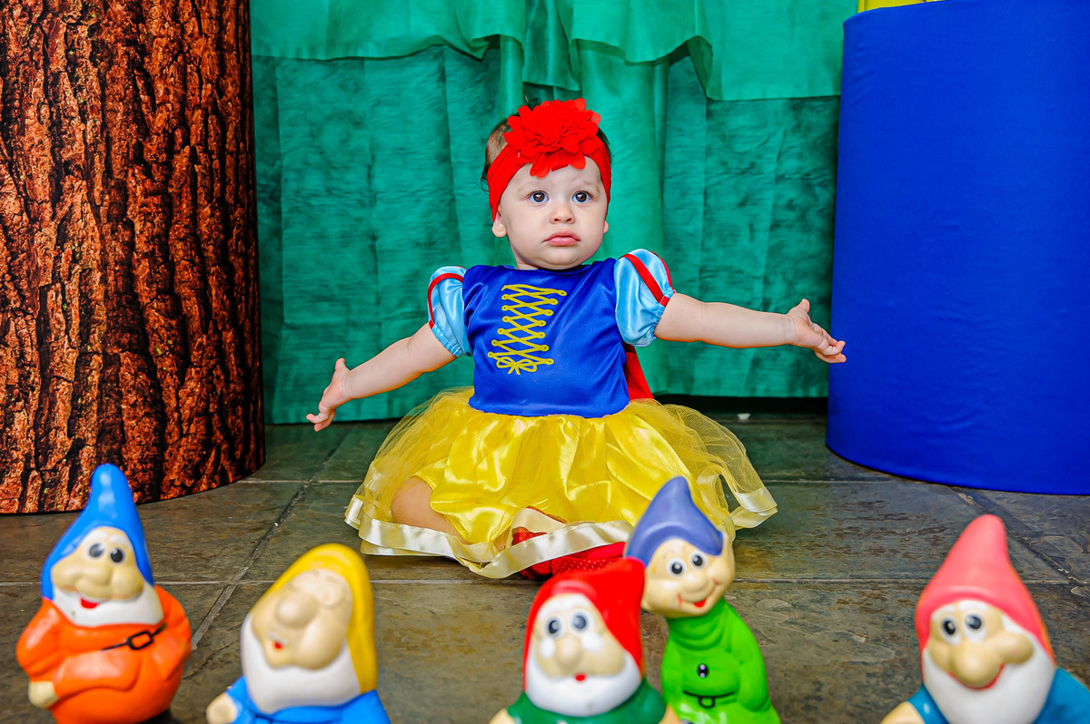 carol-salermo-fotografia-afetiva-fotografia-lifestyle-fotografia-rio-de-janeiro-branca-de-neve-diana-casa-em-casa-garden-party-festa-caseira-inseminação-primeira-festa-ilha-do-governador-jardim-guanabara-zona-norte-branca-de-neve