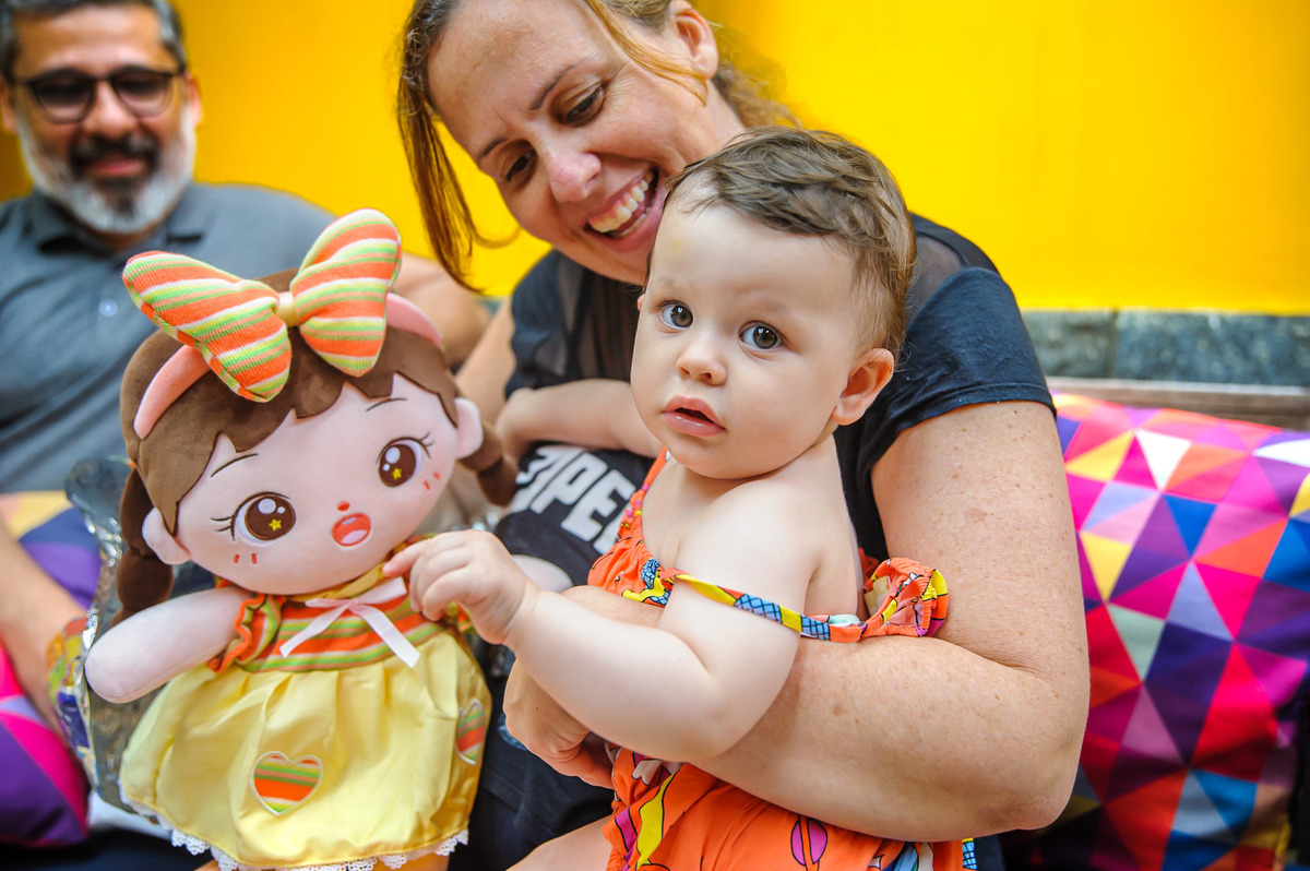 carol-salermo-fotografia-afetiva-fotografia-lifestyle-fotografia-rio-de-janeiro-branca-de-neve-diana-casa-em-casa-garden-party-festa-caseira-inseminação-primeira-festa-ilha-do-governador-jardim-guanabara-zona-norte