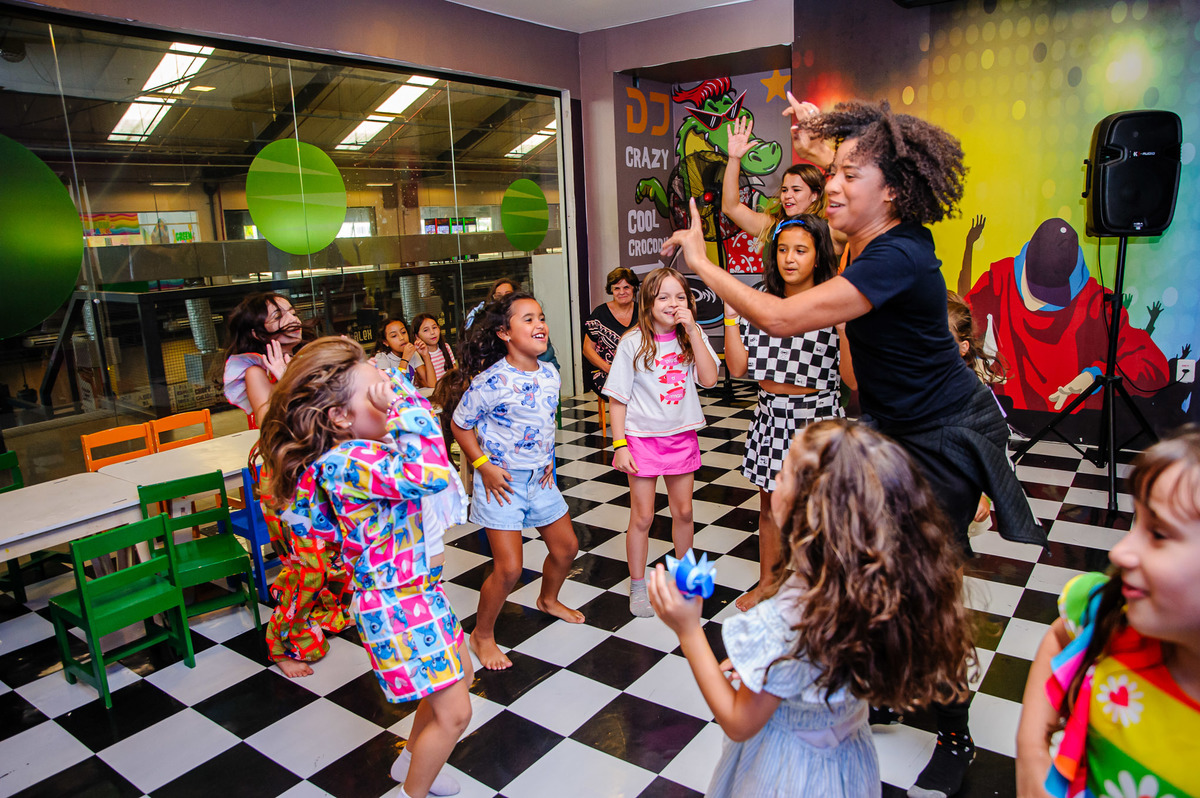 carol-salermo-fotografia-afetiva-fotografia-lifestyle-fotografia-rio-de-janeiro-acompanhamento-bebe-bambinnii-uptown-shopping-mercado-produtores-barra-da-tijuca-zona-oeste