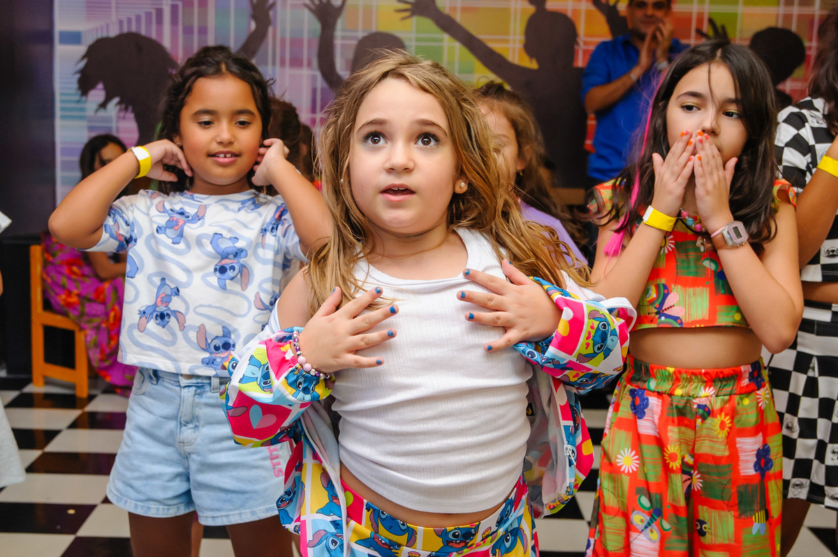 carol-salermo-fotografia-afetiva-fotografia-lifestyle-fotografia-rio-de-janeiro-acompanhamento-bebe-bambinnii-uptown-shopping-mercado-produtores-barra-da-tijuca-zona-oeste