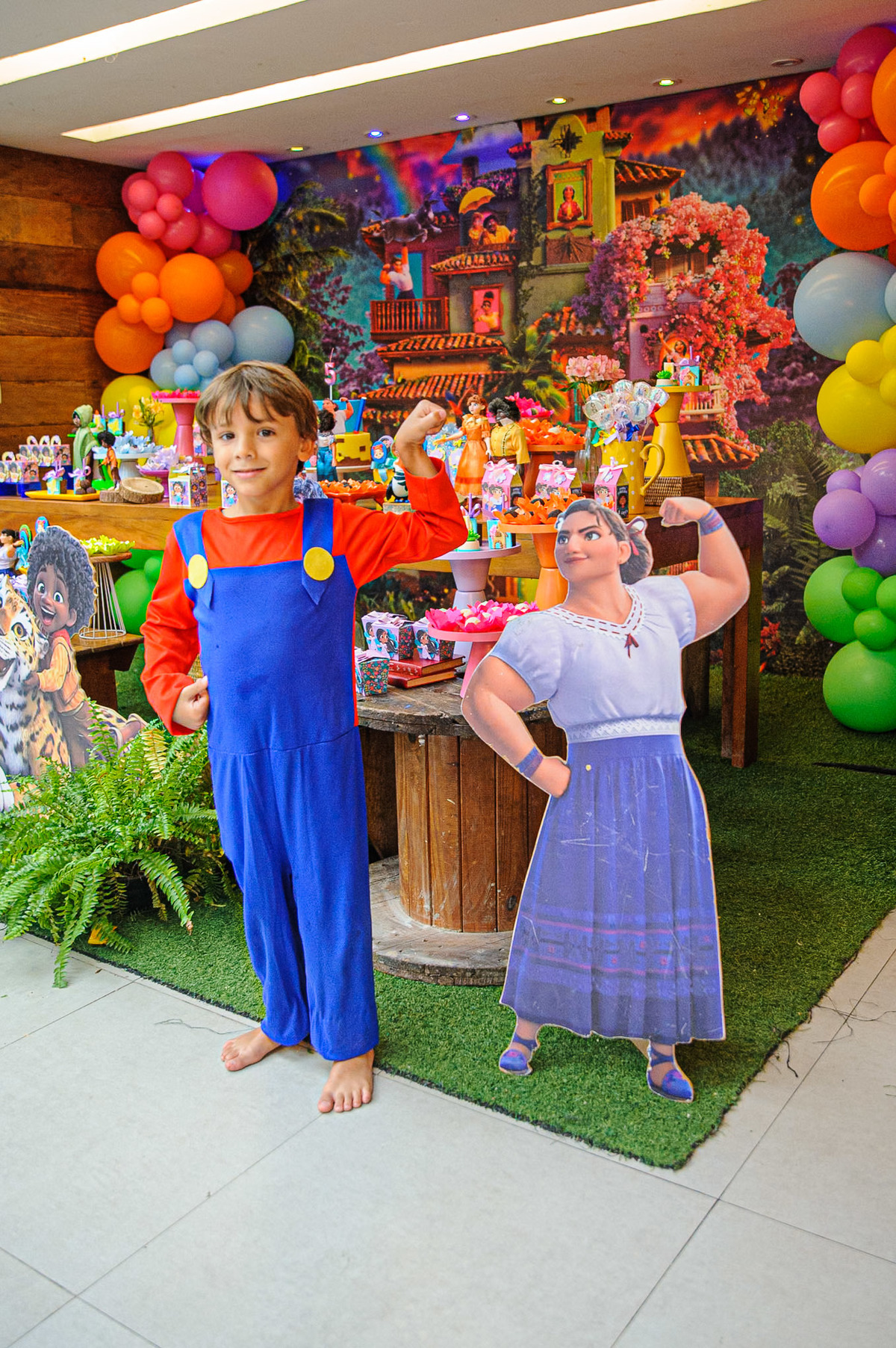 carol-salermo-fotografia-afetiva-fotografia-lifestyle-fotografia-rio-de-janeiro-quintal-aventura-botafoga-zona-sul-encanto-maria-carolina-5-anos-crianca-feliz-alegria-serelepimpao-animacao-tio-beto-animacao