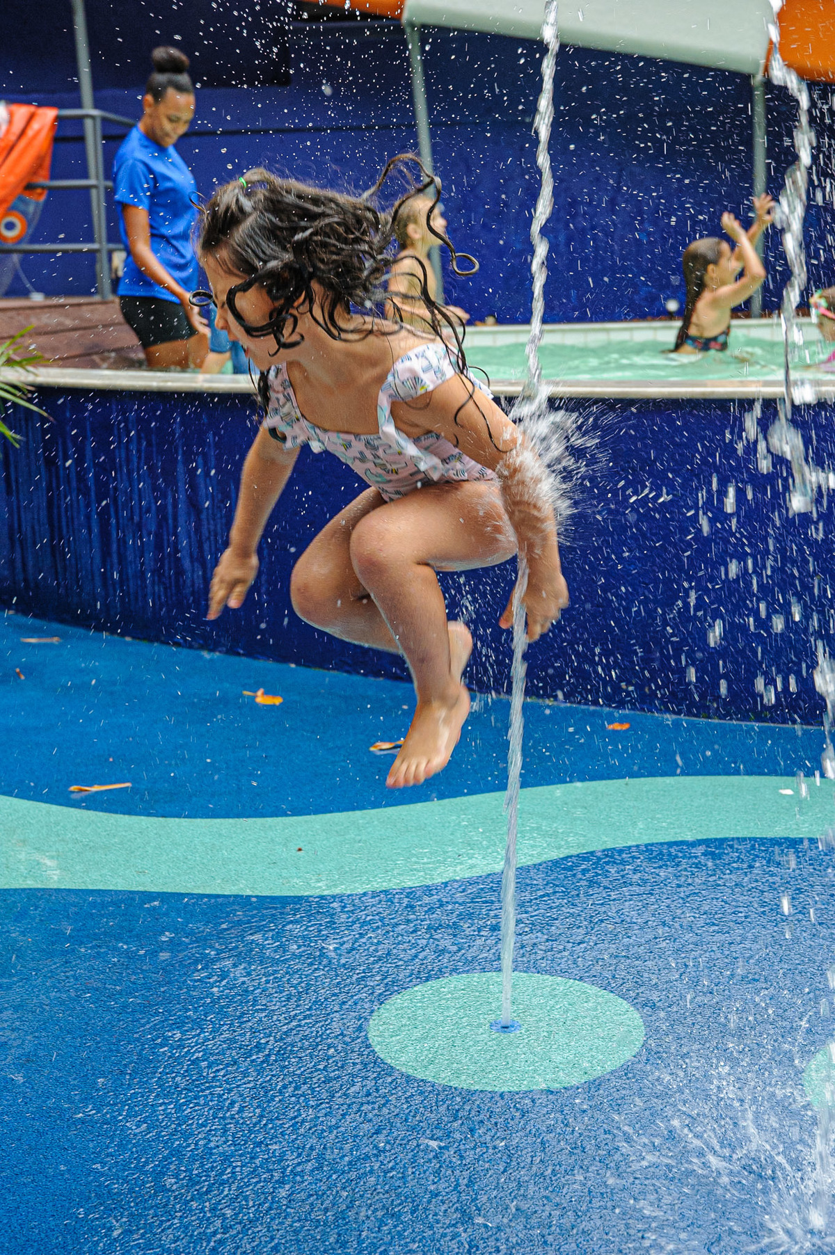 carol-salermo-fotografia-afetiva-fotografia-lifestyle-fotografia-rio-de-janeiro-quintal-aventura-botafoga-zona-sul-encanto-maria-carolina-5-anos-crianca-feliz-alegria-serelepimpao-animacao-tio-beto-animacao