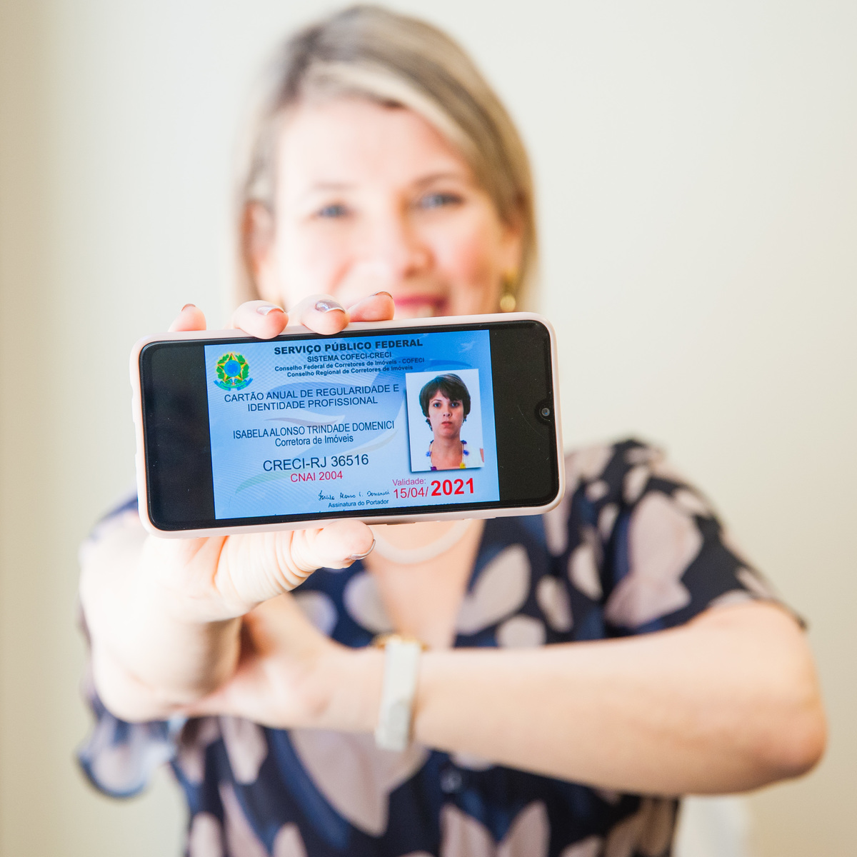 carol-salermo-fotografia-afetiva-fotografia-lifestyle-fotografia-rio-de-janeiro-fotografia-corporativa-ensaio-de-marca-profissional-centro-rio-de-janeiro-cafeteria-espaço-coworking-corretores-de-imoveis-isabela-marcio