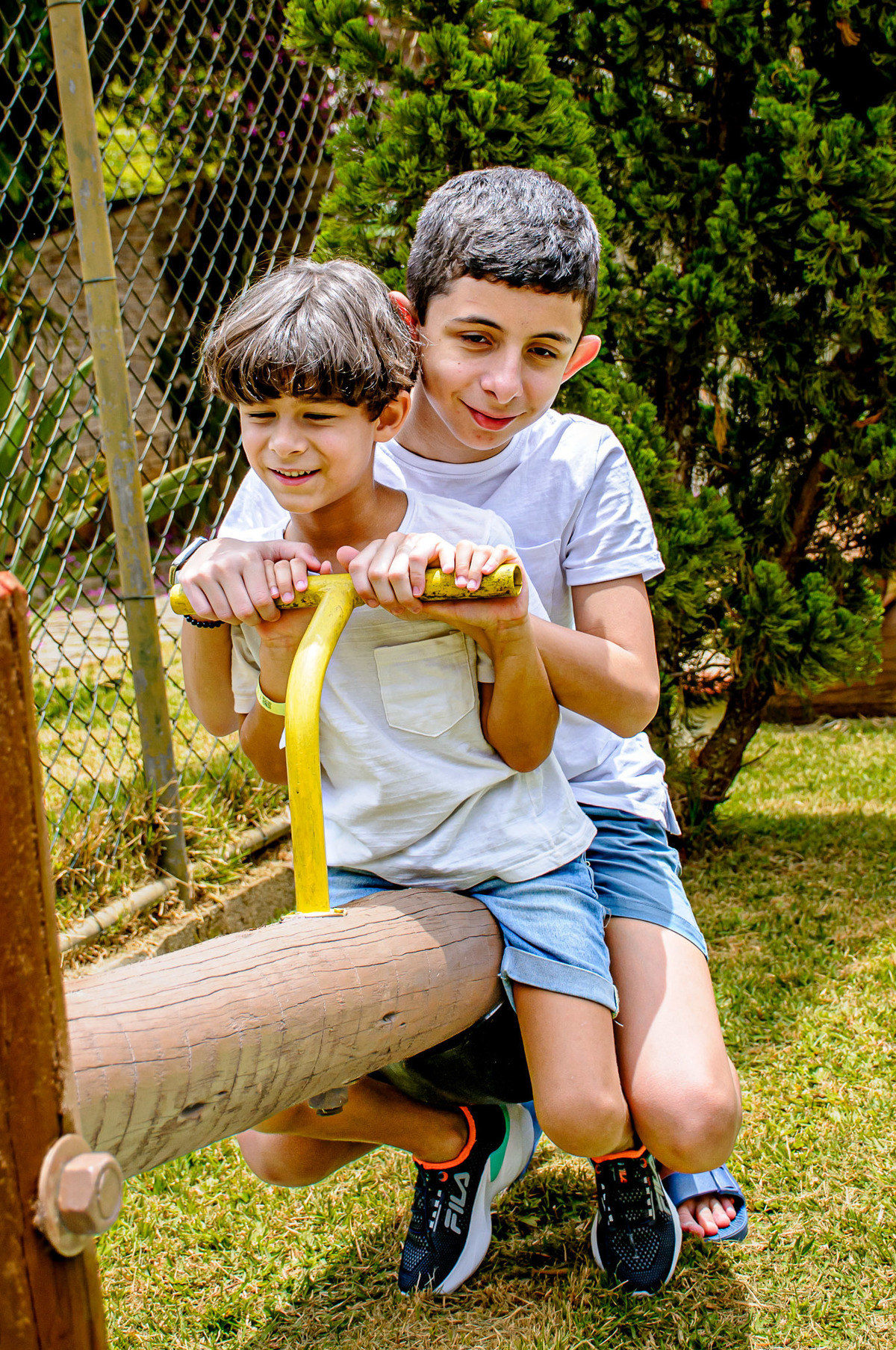 carol-salermo-fotografia-afetiva-fotografia-lifestyle-fotografia-rio-de-janeiro-ensaio-de-familia-hotel-vila-verde-nova-friburgo-homenagem-a-vida-avos-filhos-noras-genros-netos-madrinha-cunhadas