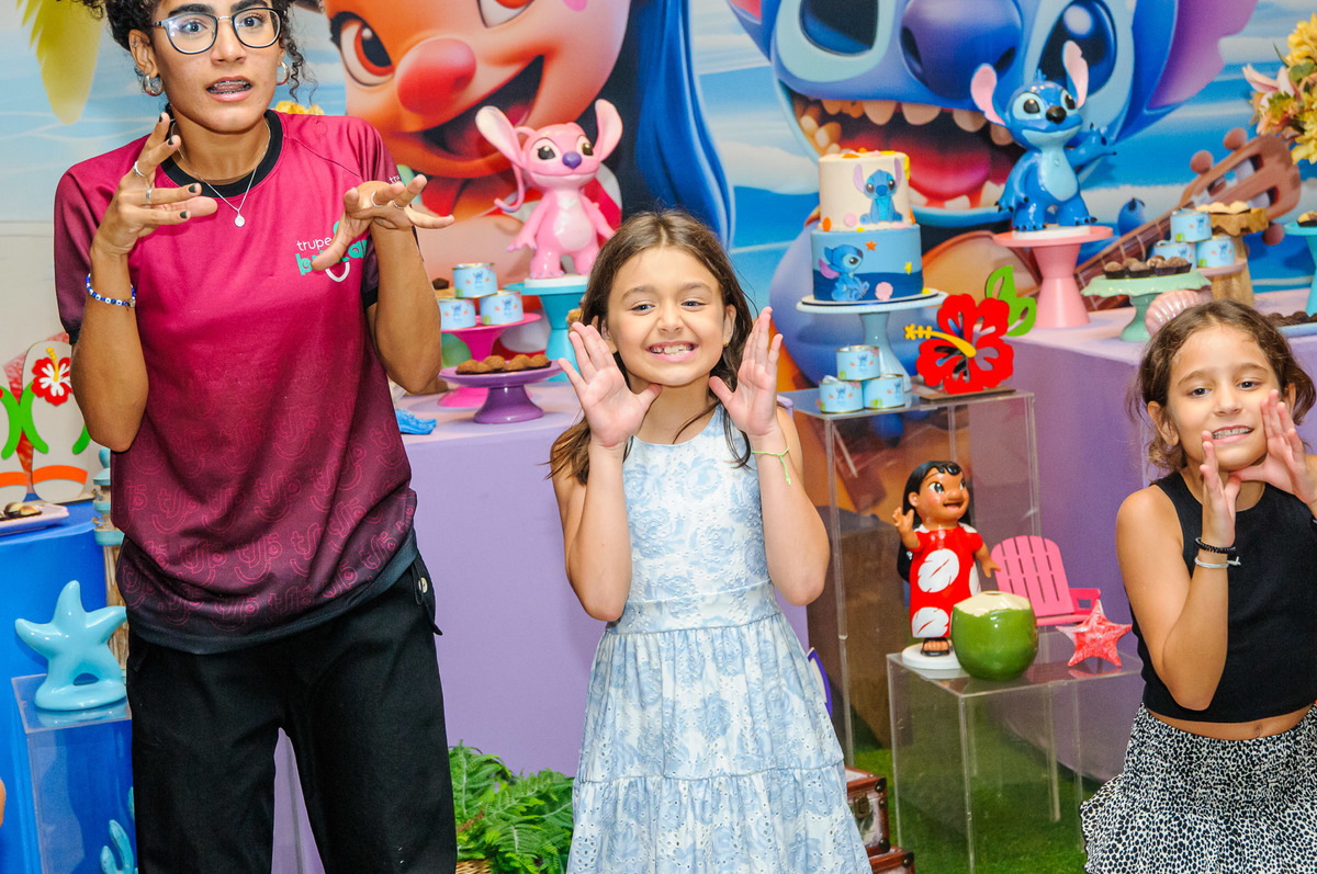 malu-8-anos-lilo-stitch-casa-eco-botafogo-zona-sul-carol-salermo-fotografia-afetiva-lifestyle-rio-de-janeiro