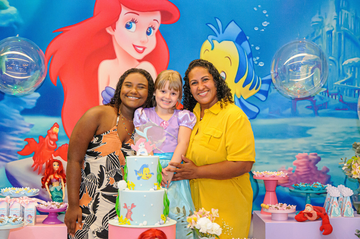 festa-infantil-pequena-sereia-ariel-eric-sebastiao-linguado-quintal-aventura-acompanhamento-carol-salermo-fotografia-afetiva-lifestyle-rio-de-janeiro