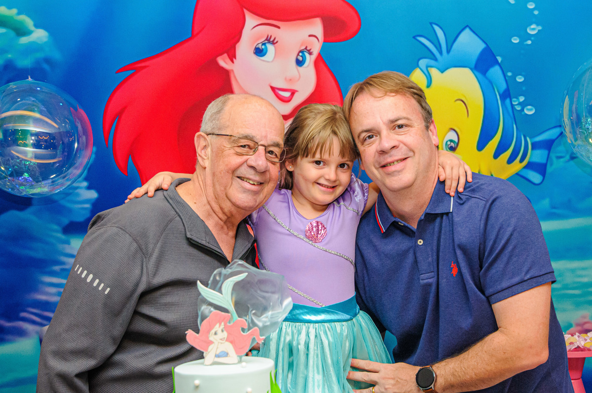 festa-infantil-pequena-sereia-ariel-eric-sebastiao-linguado-quintal-aventura-acompanhamento-carol-salermo-fotografia-afetiva-lifestyle-rio-de-janeiro