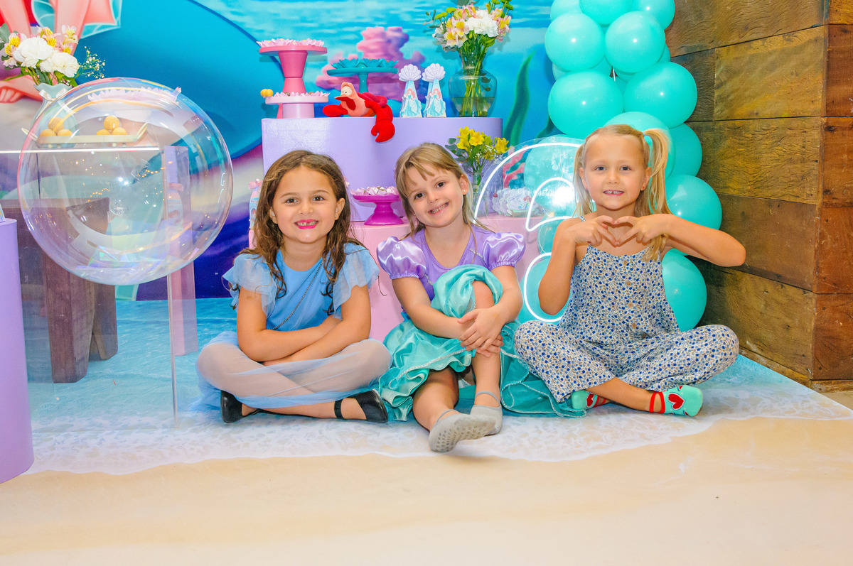 festa-infantil-pequena-sereia-ariel-eric-sebastiao-linguado-quintal-aventura-acompanhamento-carol-salermo-fotografia-afetiva-lifestyle-rio-de-janeiro