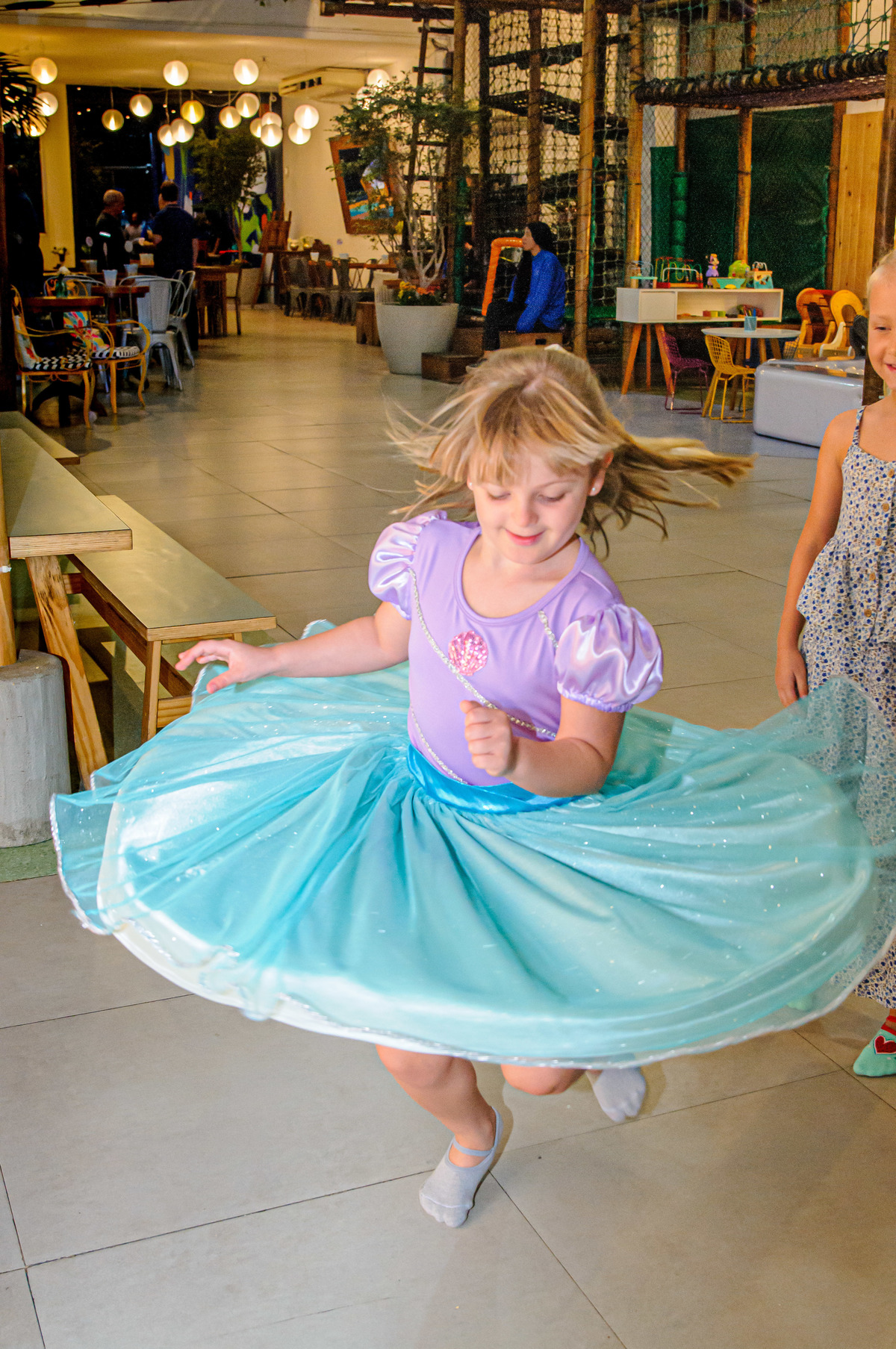 festa-infantil-pequena-sereia-ariel-eric-sebastiao-linguado-quintal-aventura-acompanhamento-carol-salermo-fotografia-afetiva-lifestyle-rio-de-janeiro