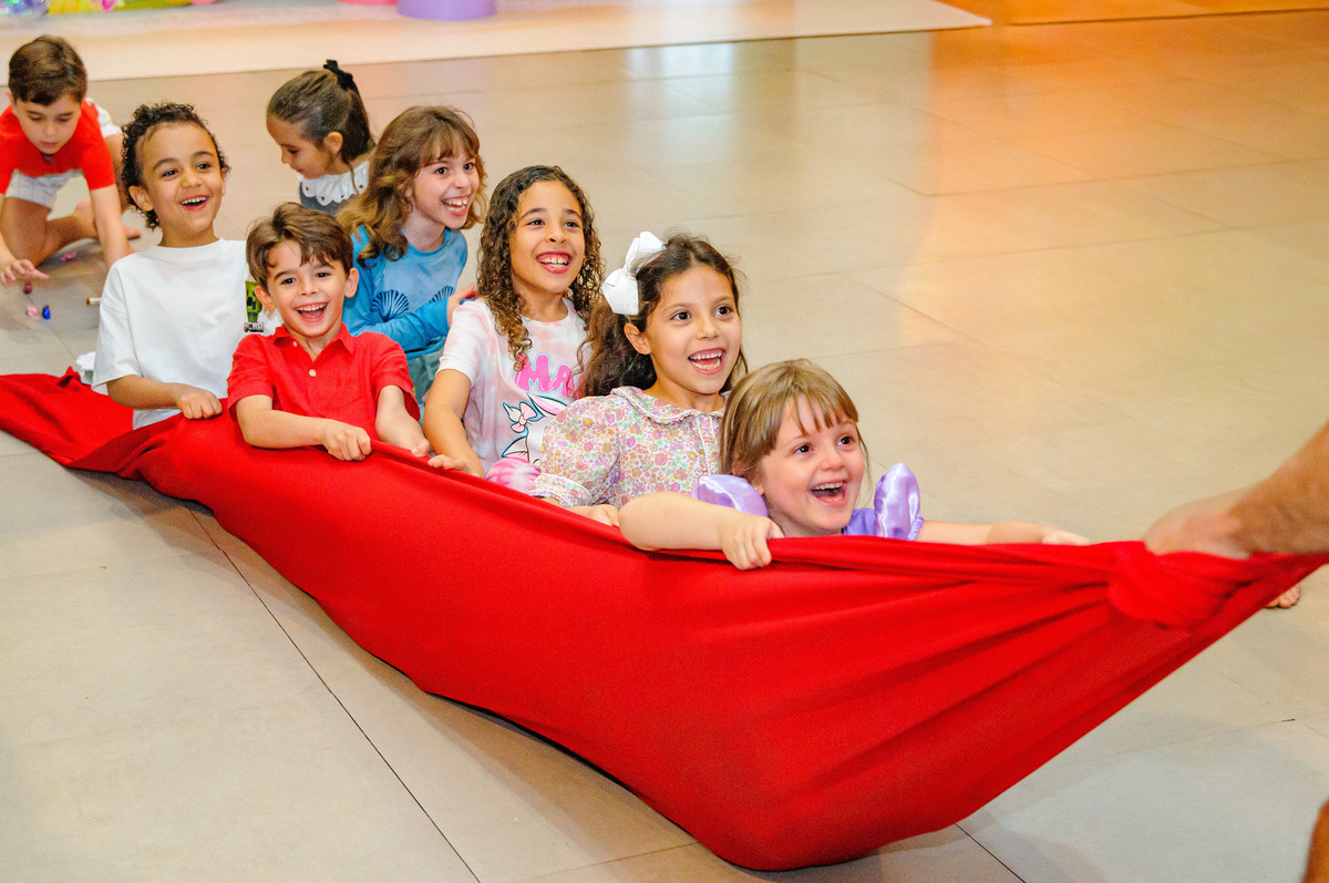 festa-infantil-pequena-sereia-ariel-eric-sebastiao-linguado-quintal-aventura-acompanhamento-carol-salermo-fotografia-afetiva-lifestyle-rio-de-janeiro