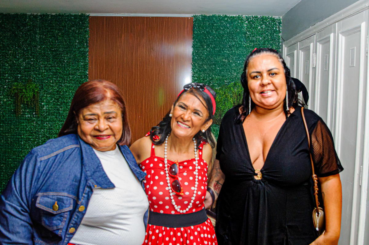 festa-familia-60anos-anos60-vera-lucia-magia&fantisia-zonanorte-carol-salermo-fotografia-afetiva-rio-de-janeiro