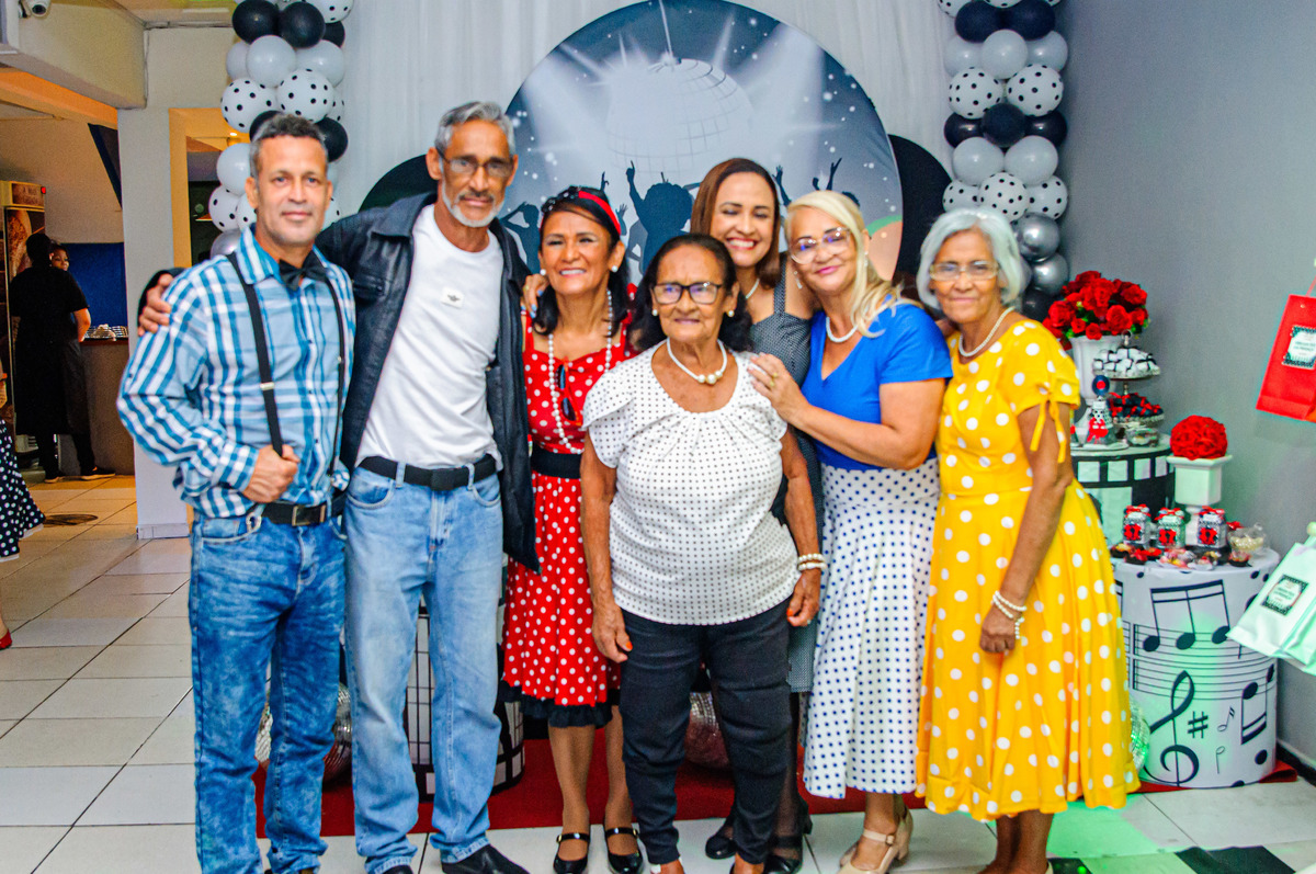 festa-familia-60anos-anos60-vera-lucia-magia&fantisia-zonanorte-carol-salermo-fotografia-afetiva-rio-de-janeiro