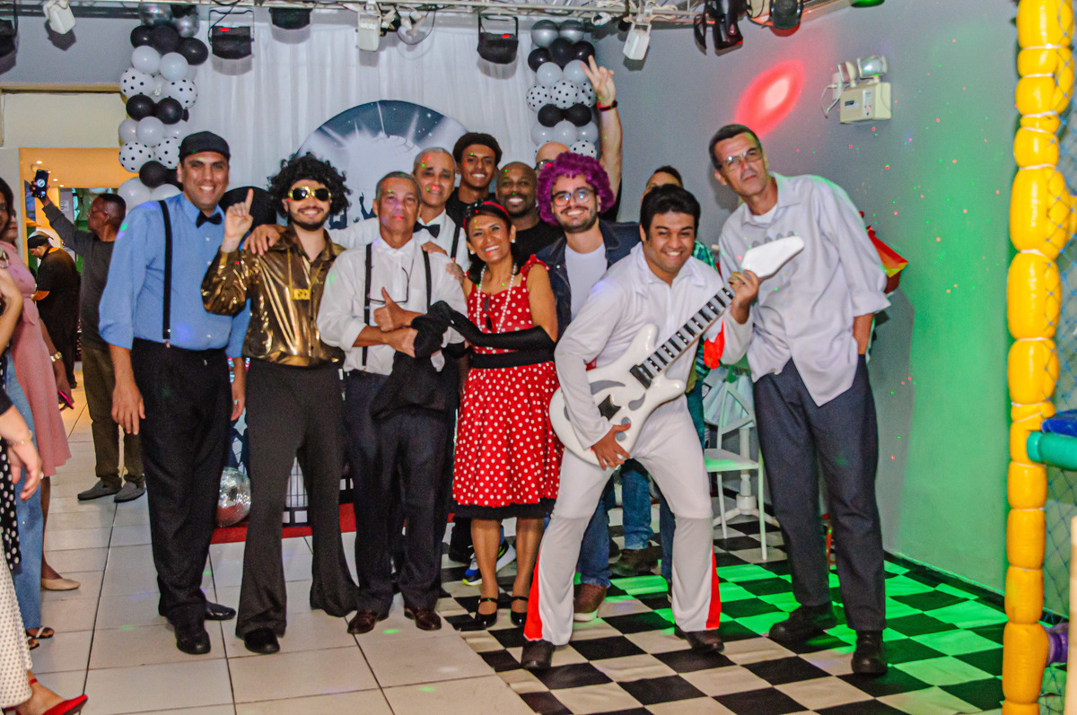 festa-familia-60anos-anos60-vera-lucia-magia&fantisia-zonanorte-carol-salermo-fotografia-afetiva-rio-de-janeiro