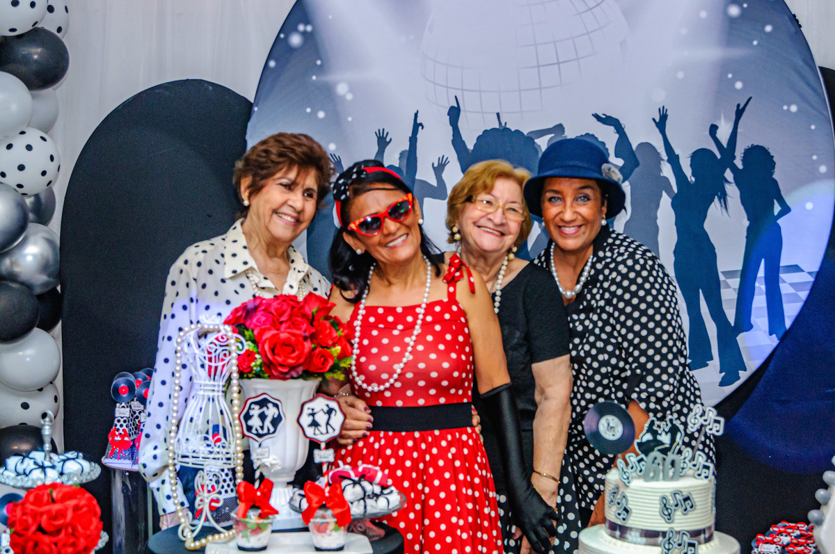 festa-familia-60anos-anos60-vera-lucia-magia&fantisia-zonanorte-carol-salermo-fotografia-afetiva-rio-de-janeiro