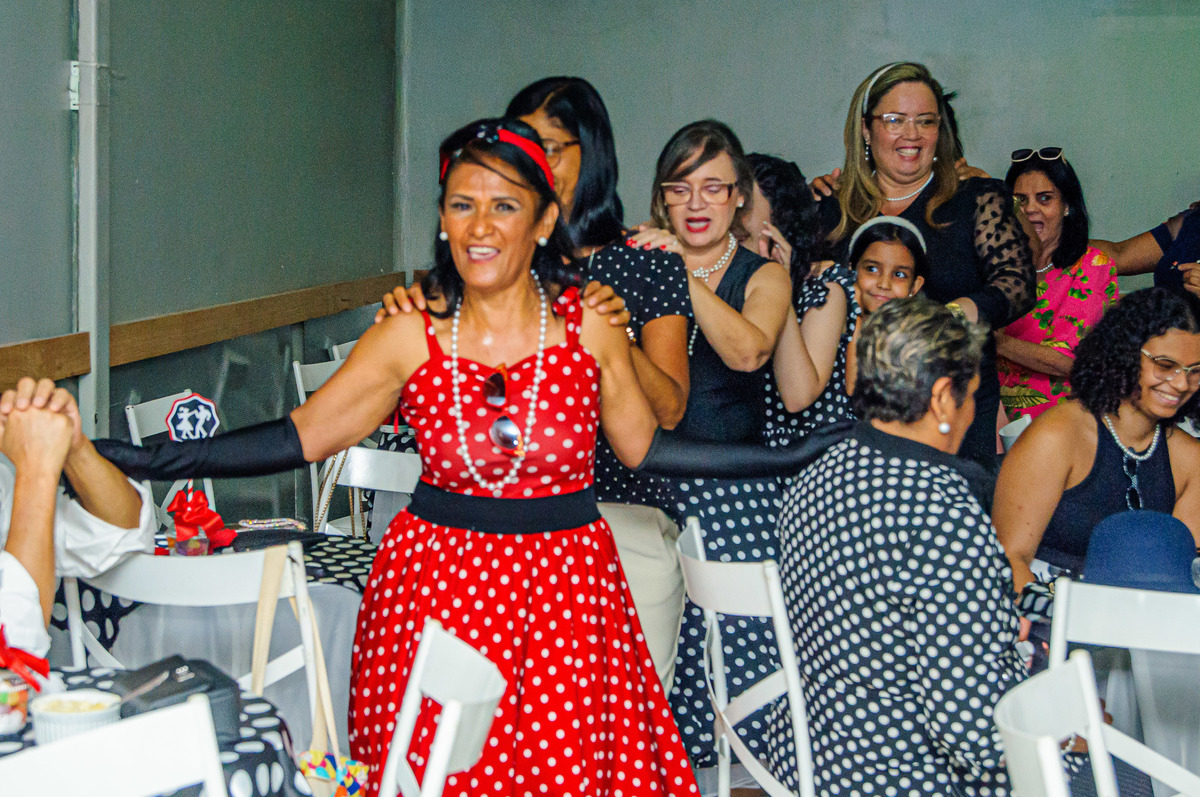 festa-familia-60anos-anos60-vera-lucia-magia&fantisia-zonanorte-carol-salermo-fotografia-afetiva-rio-de-janeiro