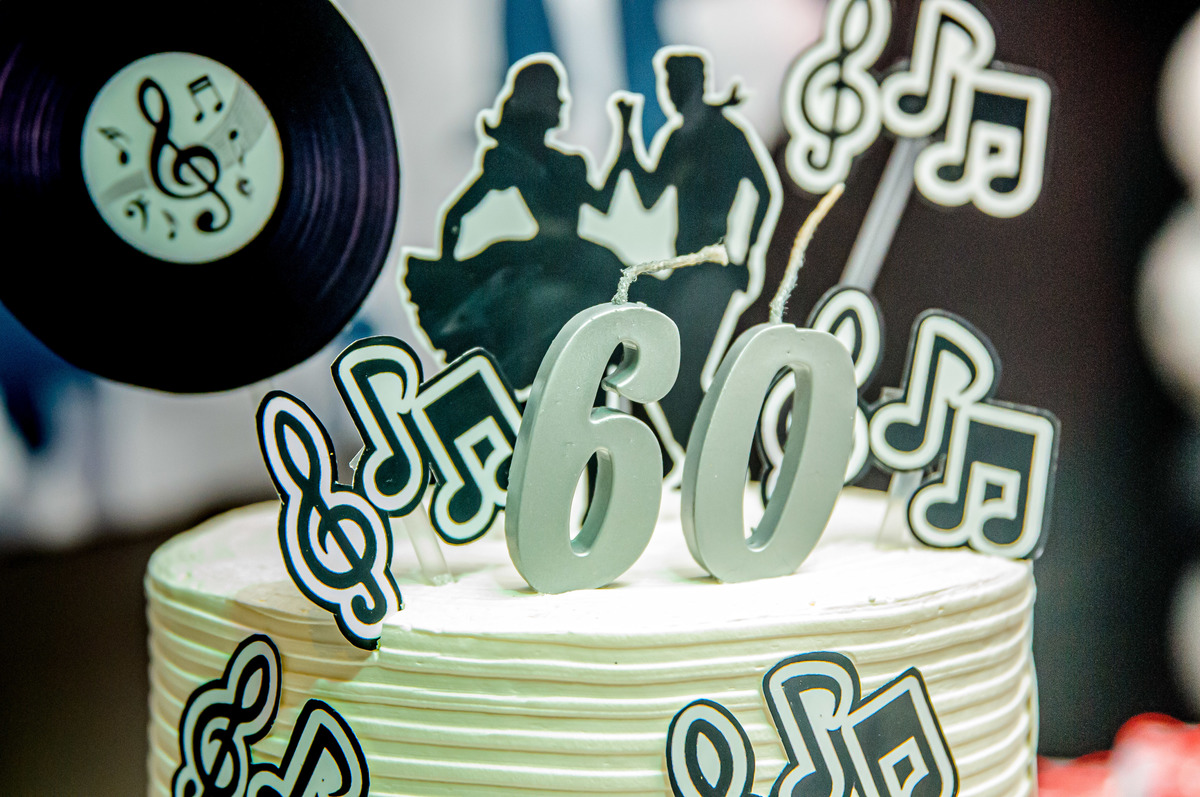 festa-familia-60anos-anos60-vera-lucia-magia&fantisia-zonanorte-carol-salermo-fotografia-afetiva-rio-de-janeiro