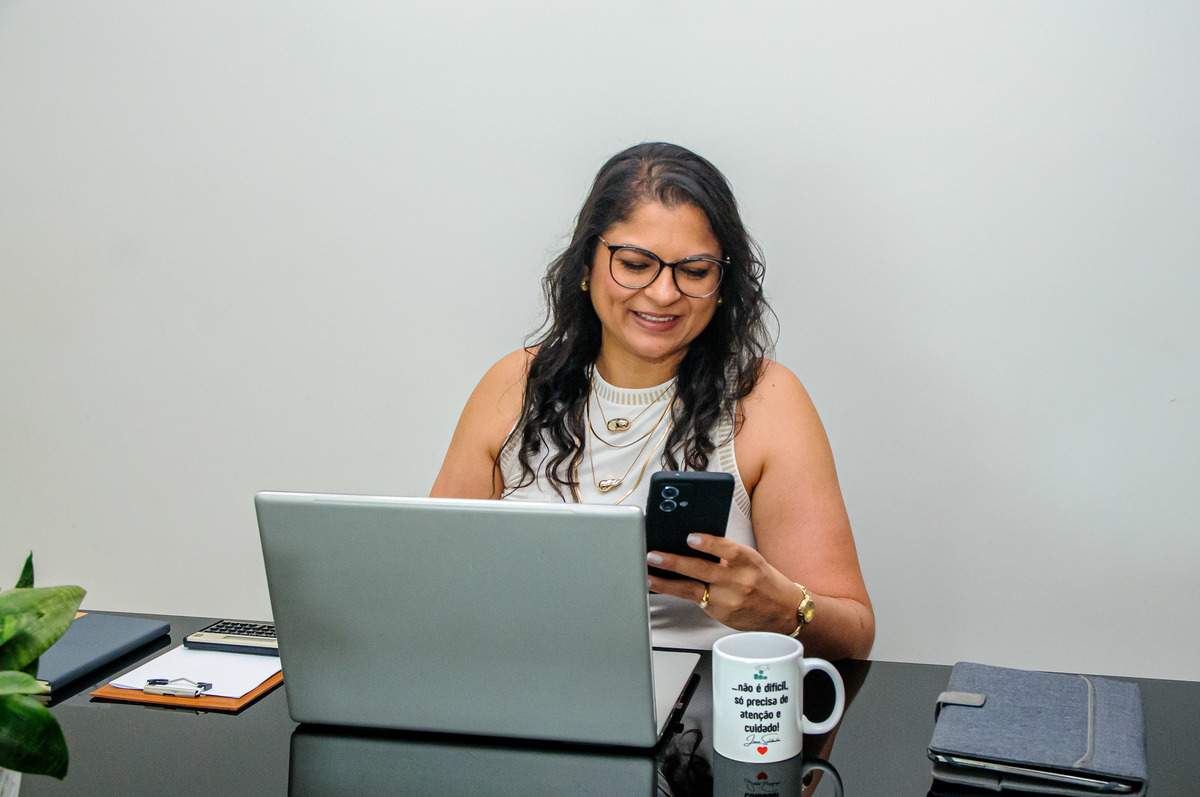 ensaio-marca-posicionamento-empreendendora-gestora-financeira-fotografia-corporativa-carol-salermo-rio-de-janeiro
