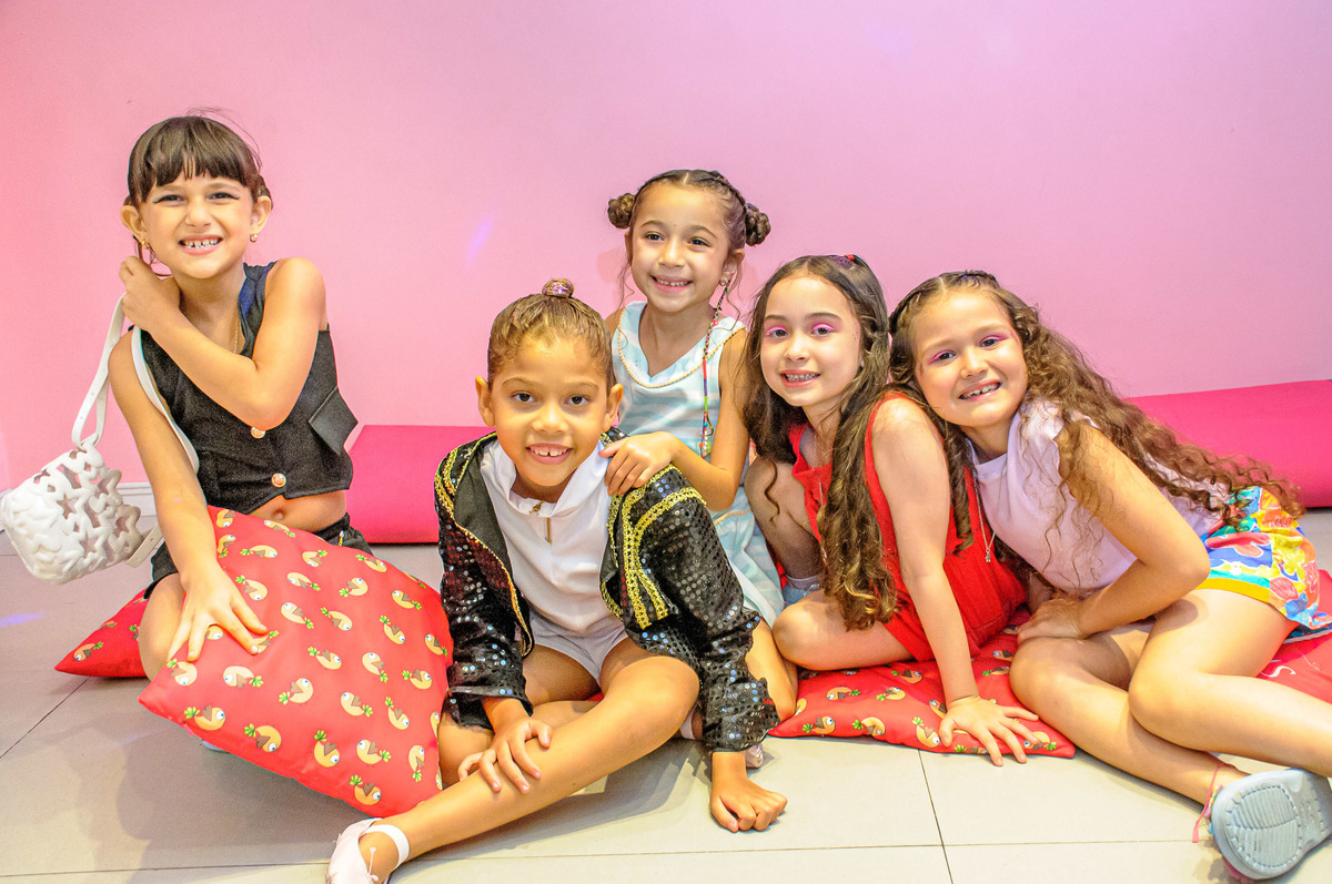 festa-infantil-menina-caçula-kpop-baladinha-meninas-cha-da-tarde--carol-salermo-fotografia-afetiva-bdreams-viabrasilshopping-rio-de-janeiro