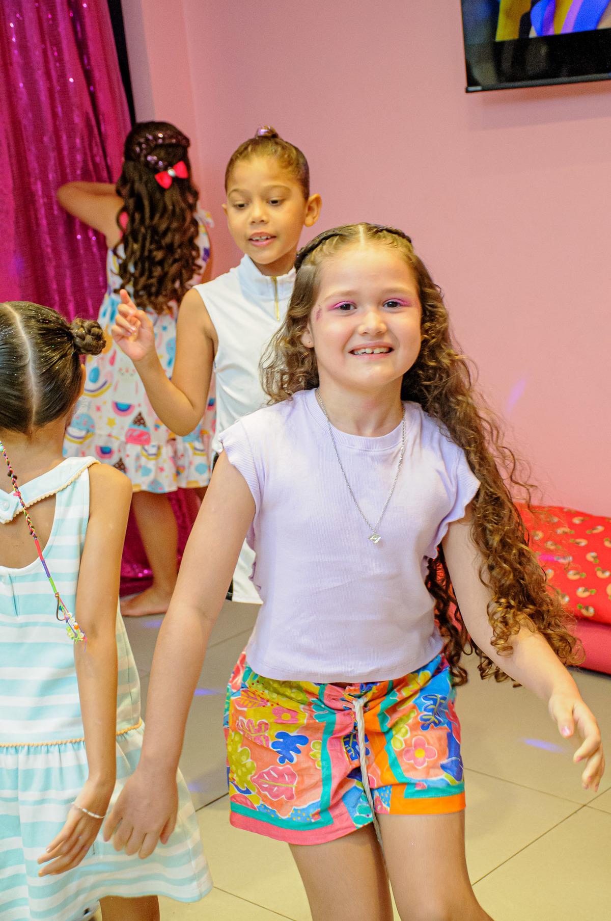 festa-infantil-menina-caçula-kpop-baladinha-meninas-cha-da-tarde--carol-salermo-fotografia-afetiva-bdreams-viabrasilshopping-rio-de-janeiro