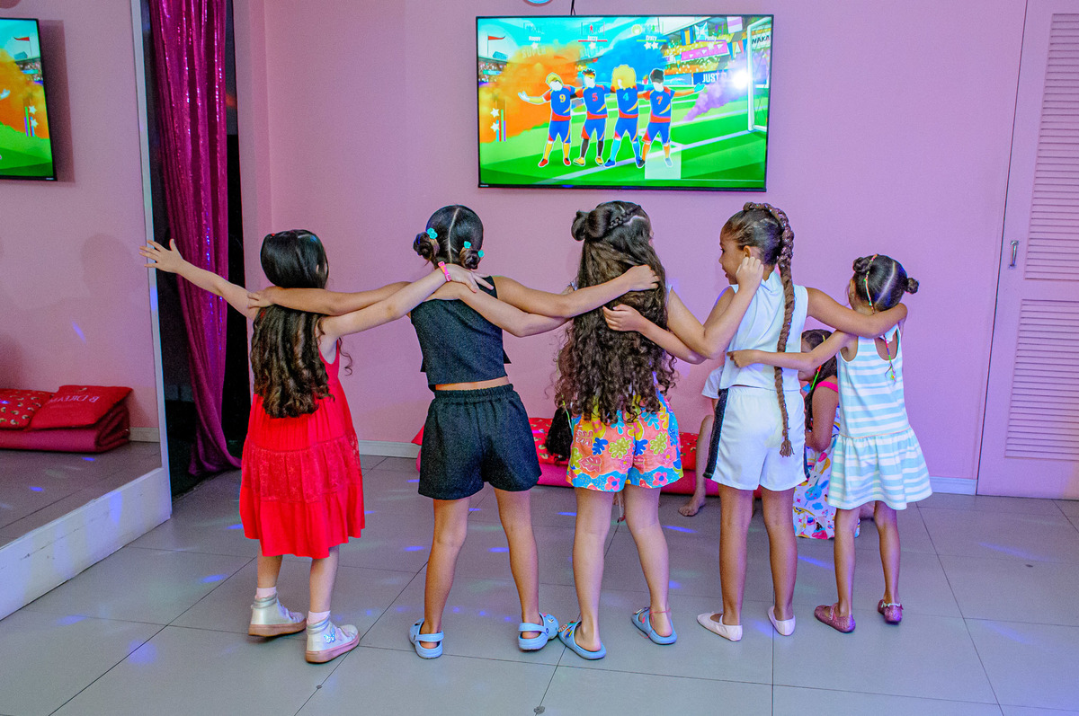 festa-infantil-menina-caçula-kpop-baladinha-meninas-cha-da-tarde--carol-salermo-fotografia-afetiva-bdreams-viabrasilshopping-rio-de-janeiro