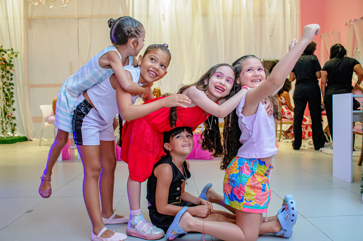 festa-infantil-menina-caçula-kpop-baladinha-meninas-cha-da-tarde--carol-salermo-fotografia-afetiva-bdreams-viabrasilshopping-rio-de-janeiro