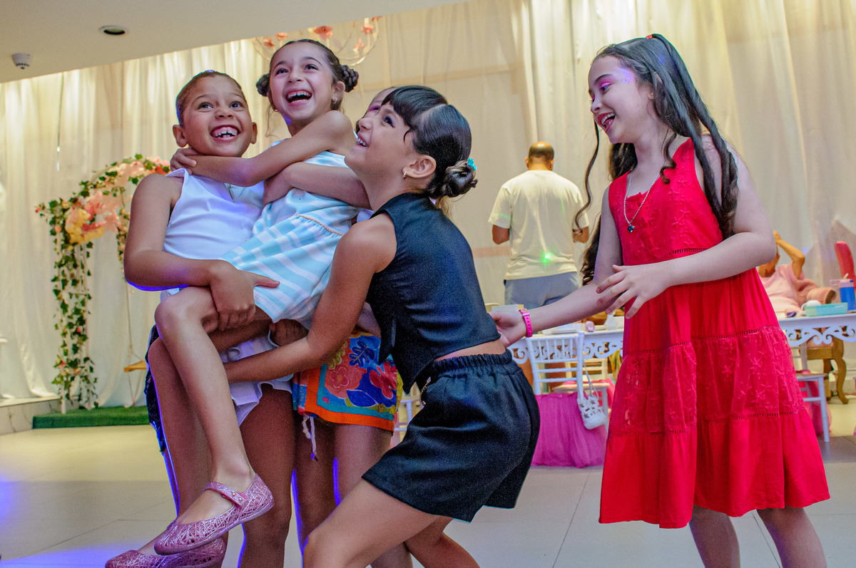 festa-infantil-menina-caçula-kpop-baladinha-meninas-cha-da-tarde--carol-salermo-fotografia-afetiva-bdreams-viabrasilshopping-rio-de-janeiro