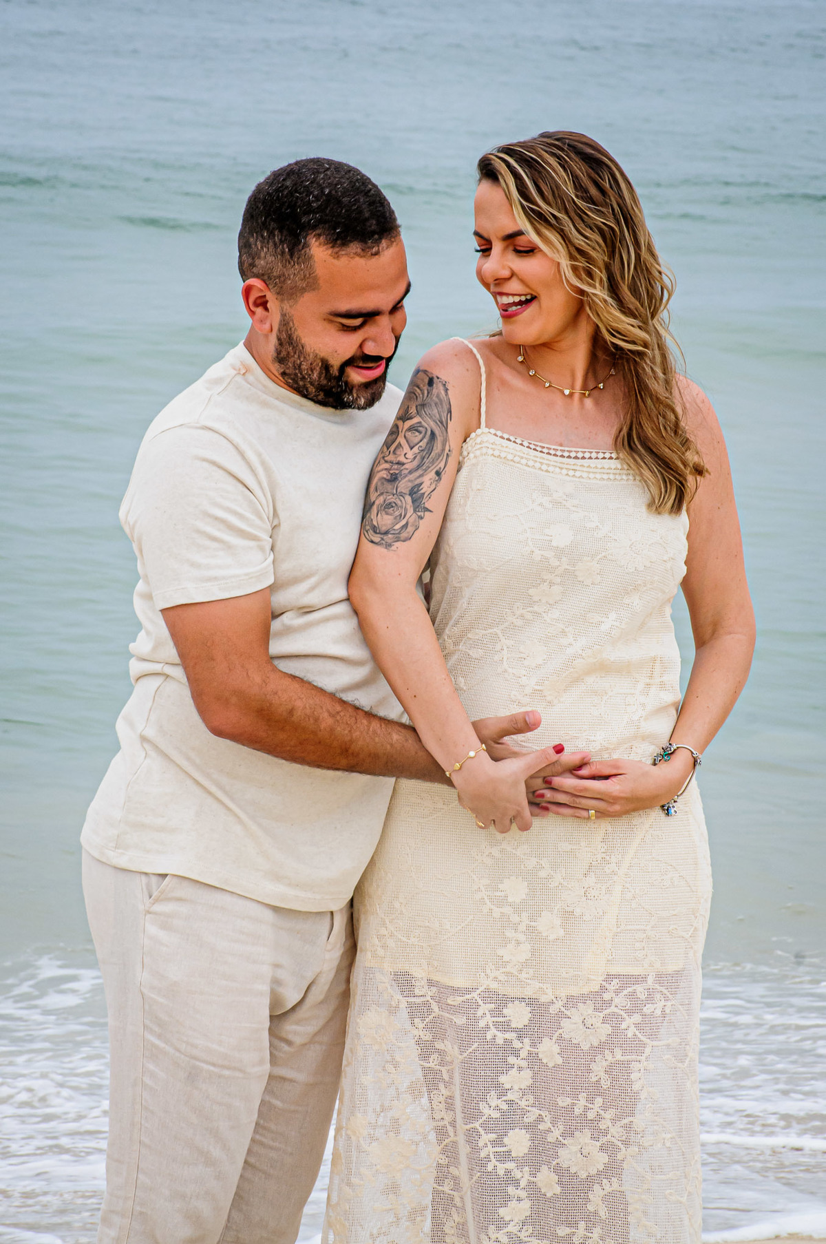 ensaio-gestante-manu-ornelas-peixaria-divina-providencia-revelacao-menina-menino-praia-recreio-rio-janeiro-carol-salermo-fotografia-afetiva