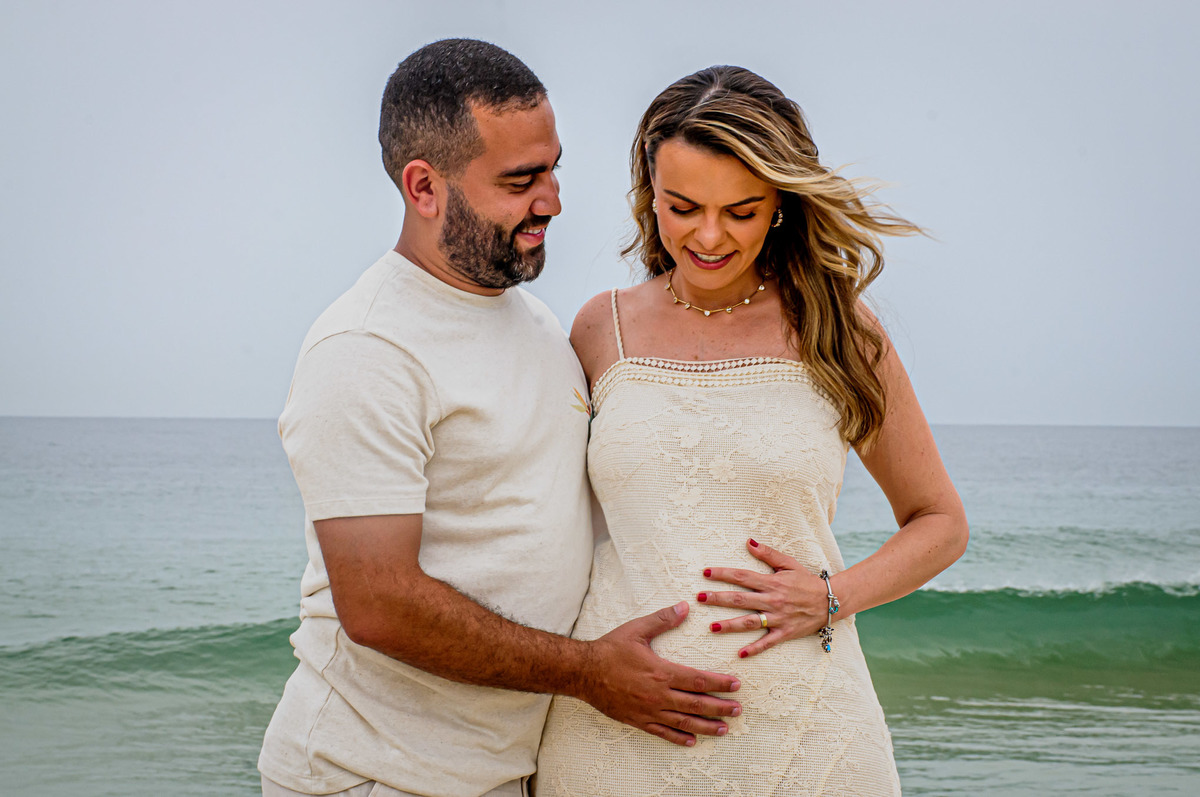 ensaio-gestante-manu-ornelas-peixaria-divina-providencia-revelacao-menina-menino-praia-recreio-rio-janeiro-carol-salermo-fotografia-afetiva