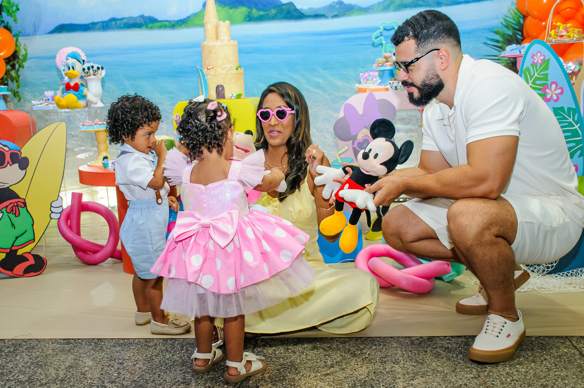 festa-infantil-ester-estevao-2anos-gemeos-mickey-praia-casa-kids-buffet-vila-penha-carol-salermo-fotografia-afetiva-lifestyle-rio-de-janeiro