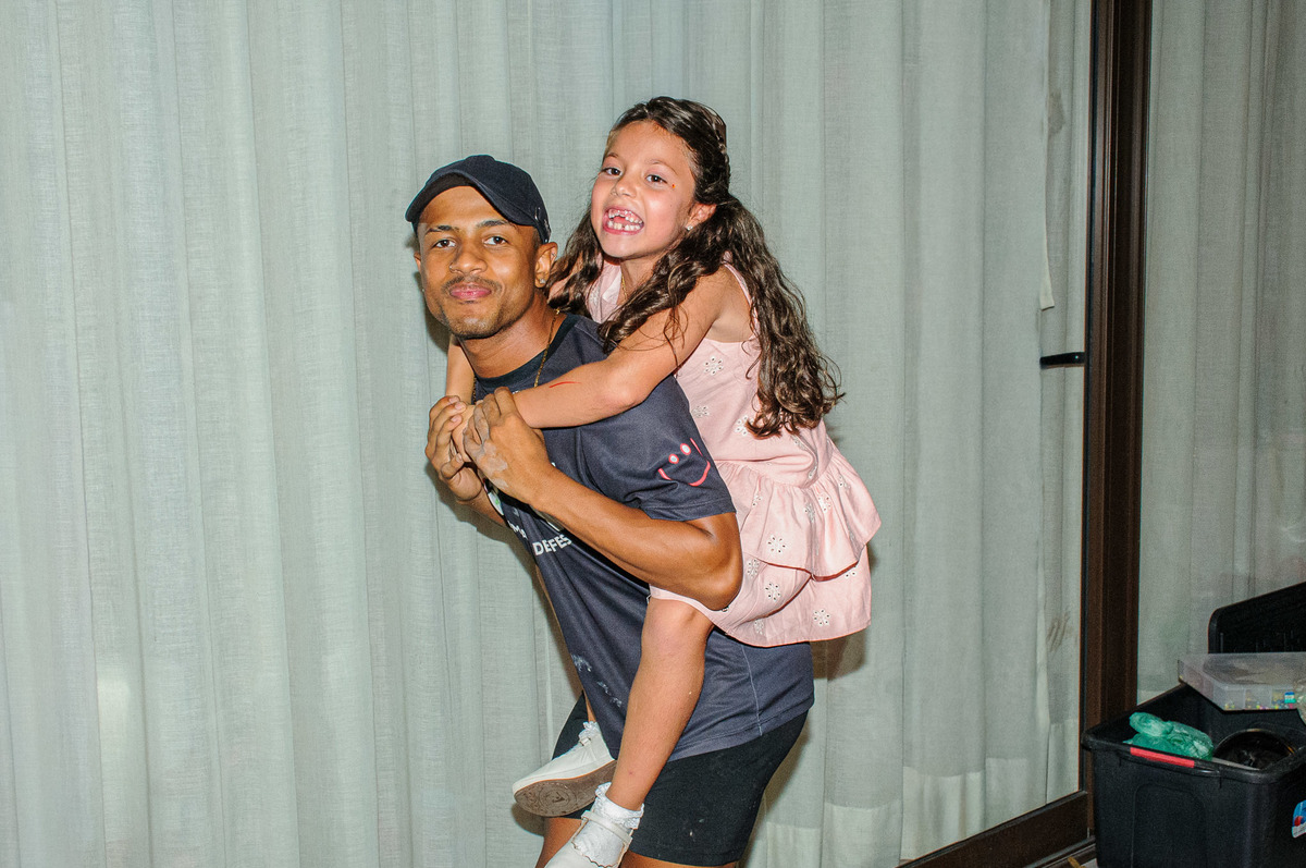 bruna-7anos-boobiegoods-festaemcasa-festa-casa-play-salao-carol-salermo-fotografia-afetiva-lifestyle-botafogo-zonasul-rio-de-janeiro