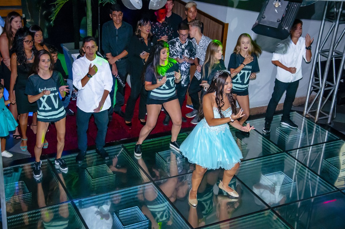 festa-debutante-XVanos-adolescente-mocinha-transição-makingoff-casa525-vista-alegre-zona-norte-rio-janeiro-carol-salermo-fotografia-afetiva