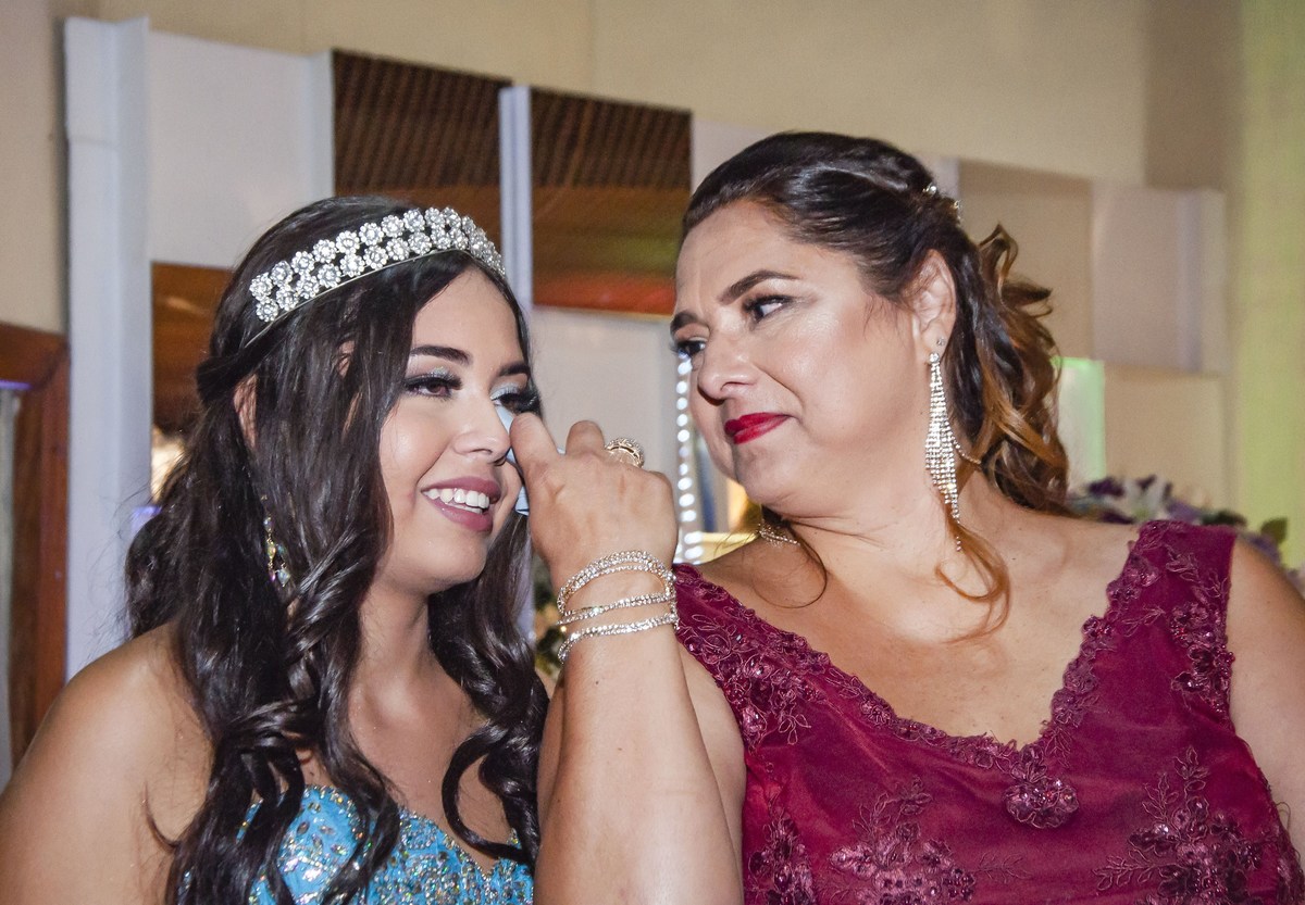 festa-debutante-XVanos-adolescente-mocinha-transição-makingoff-casa525-vista-alegre-zona-norte-rio-janeiro-carol-salermo-fotografia-afetiva