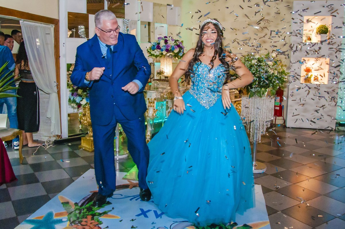 festa-debutante-XVanos-adolescente-mocinha-transição-makingoff-casa525-vista-alegre-zona-norte-rio-janeiro-carol-salermo-fotografia-afetiva