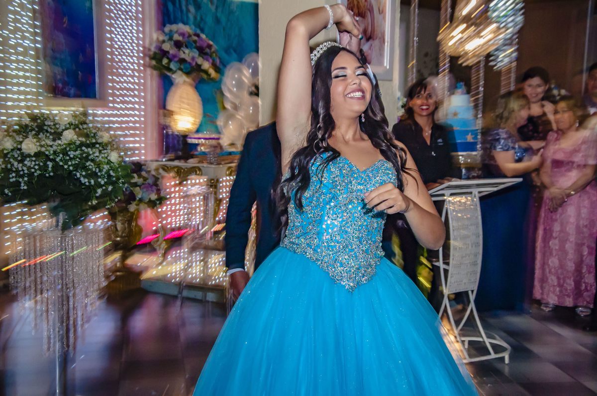 festa-debutante-XVanos-adolescente-mocinha-transição-makingoff-casa525-vista-alegre-zona-norte-rio-janeiro-carol-salermo-fotografia-afetiva