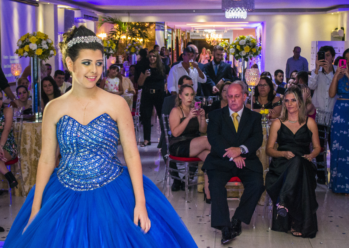 festa-debutante-giovana-XVanos-adolescente-mocinha-transição-lafestifita-meier-zona-norte-rio-janeiro-carol-salermo-fotografia-afetiva