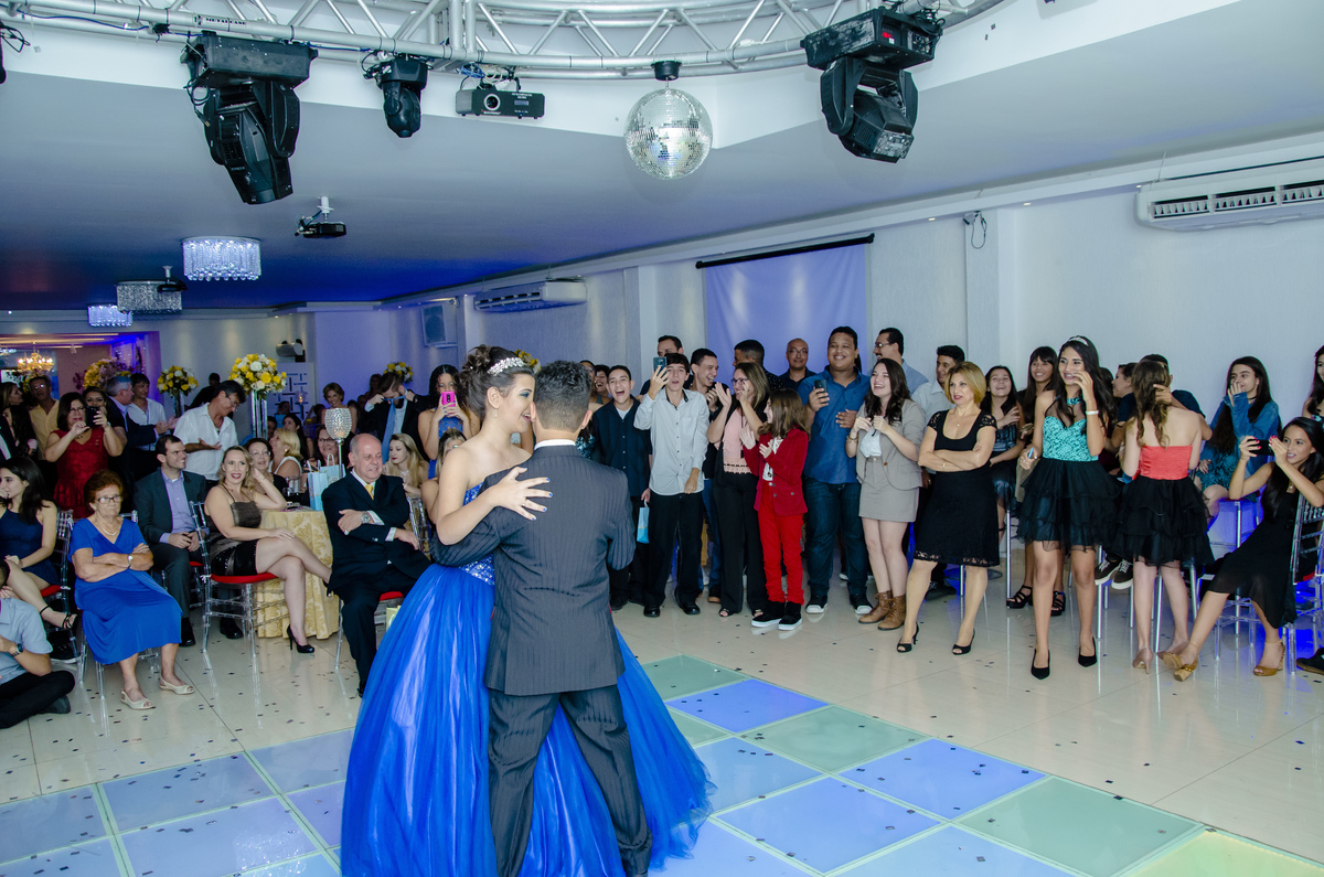 festa-debutante-giovana-XVanos-adolescente-mocinha-transição-lafestifita-meier-zona-norte-rio-janeiro-carol-salermo-fotografia-afetiva