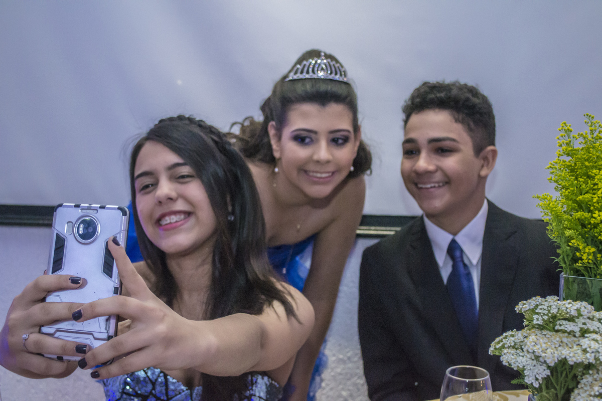 festa-debutante-giovana-XVanos-adolescente-mocinha-transição-lafestifita-meier-zona-norte-rio-janeiro-carol-salermo-fotografia-afetiva